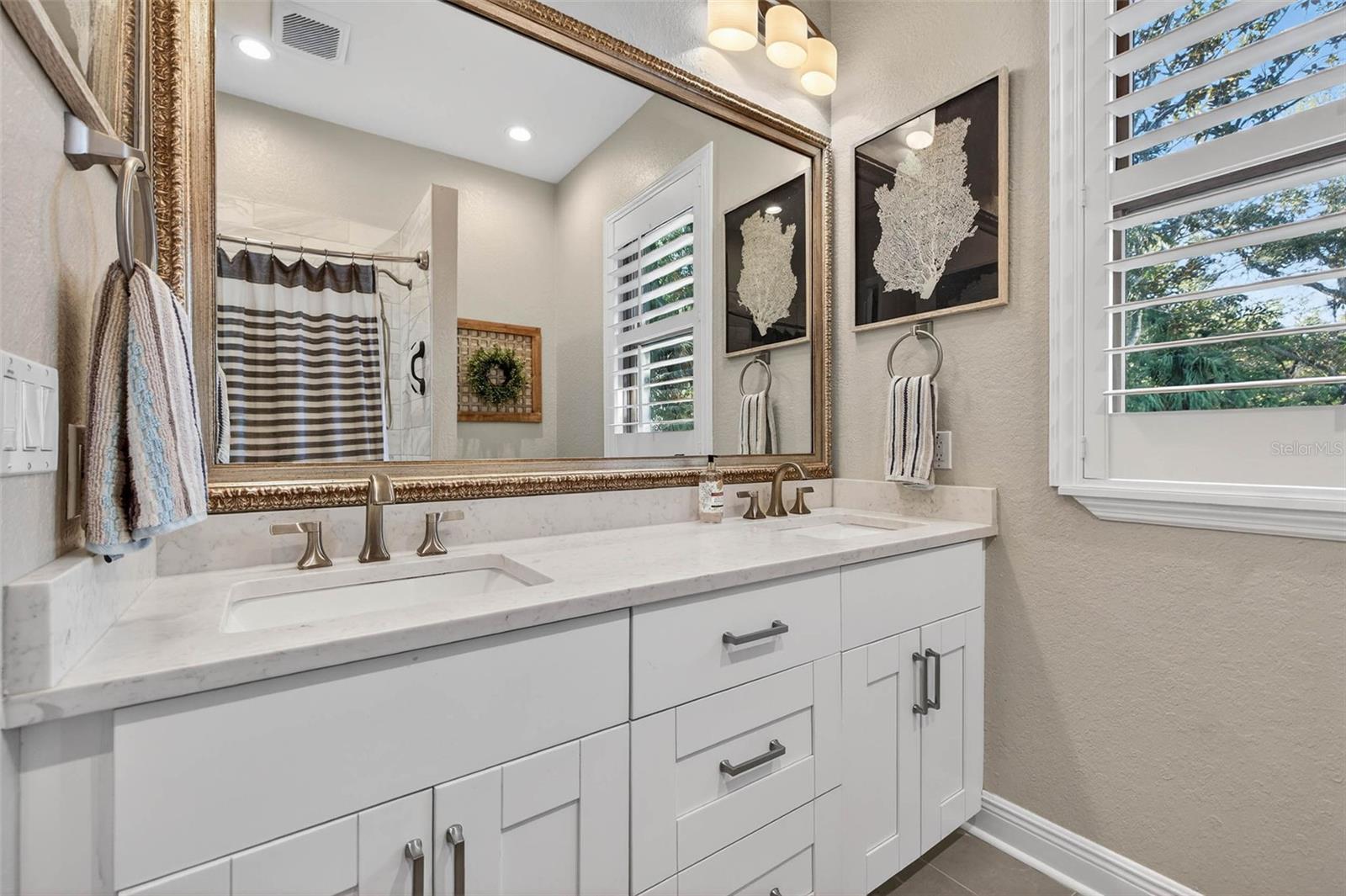 Image 22 of 50 For 1581 Alexander Road