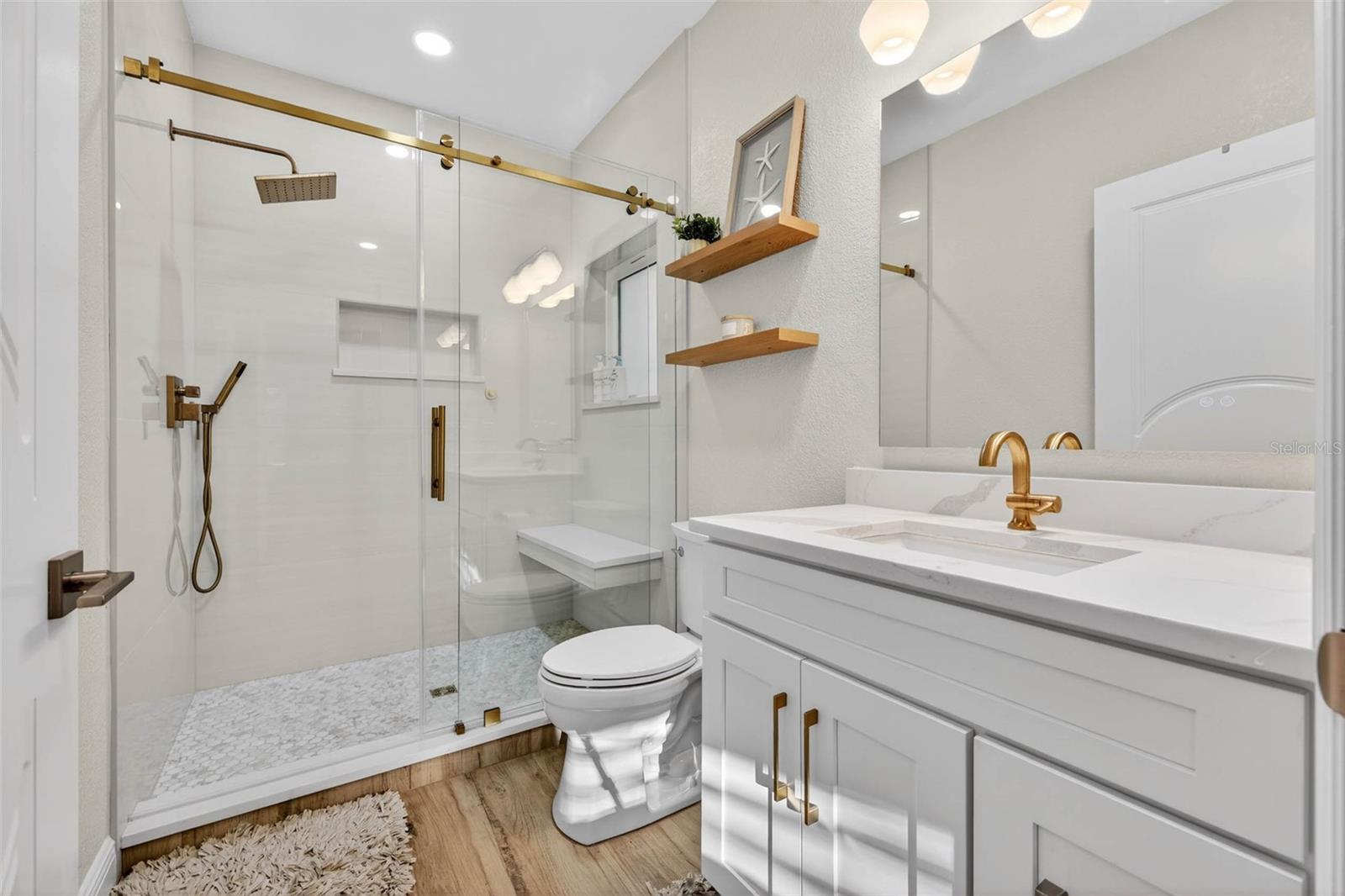 Image 29 of 50 For 1581 Alexander Road