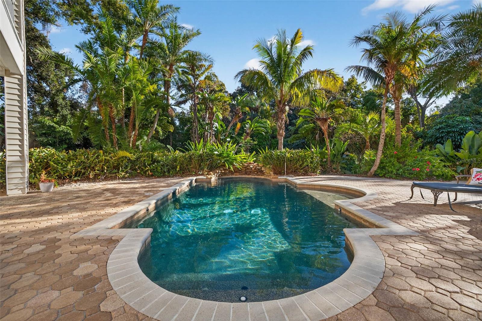 Image 35 of 50 For 1581 Alexander Road