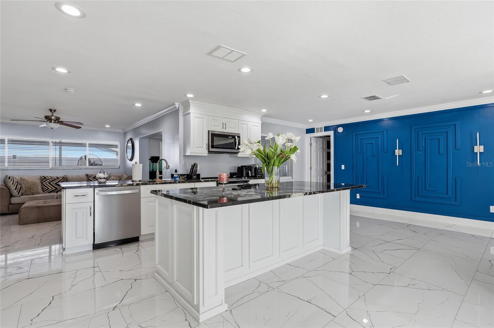 Image 14 of 56 For 726 Fortuna Drive