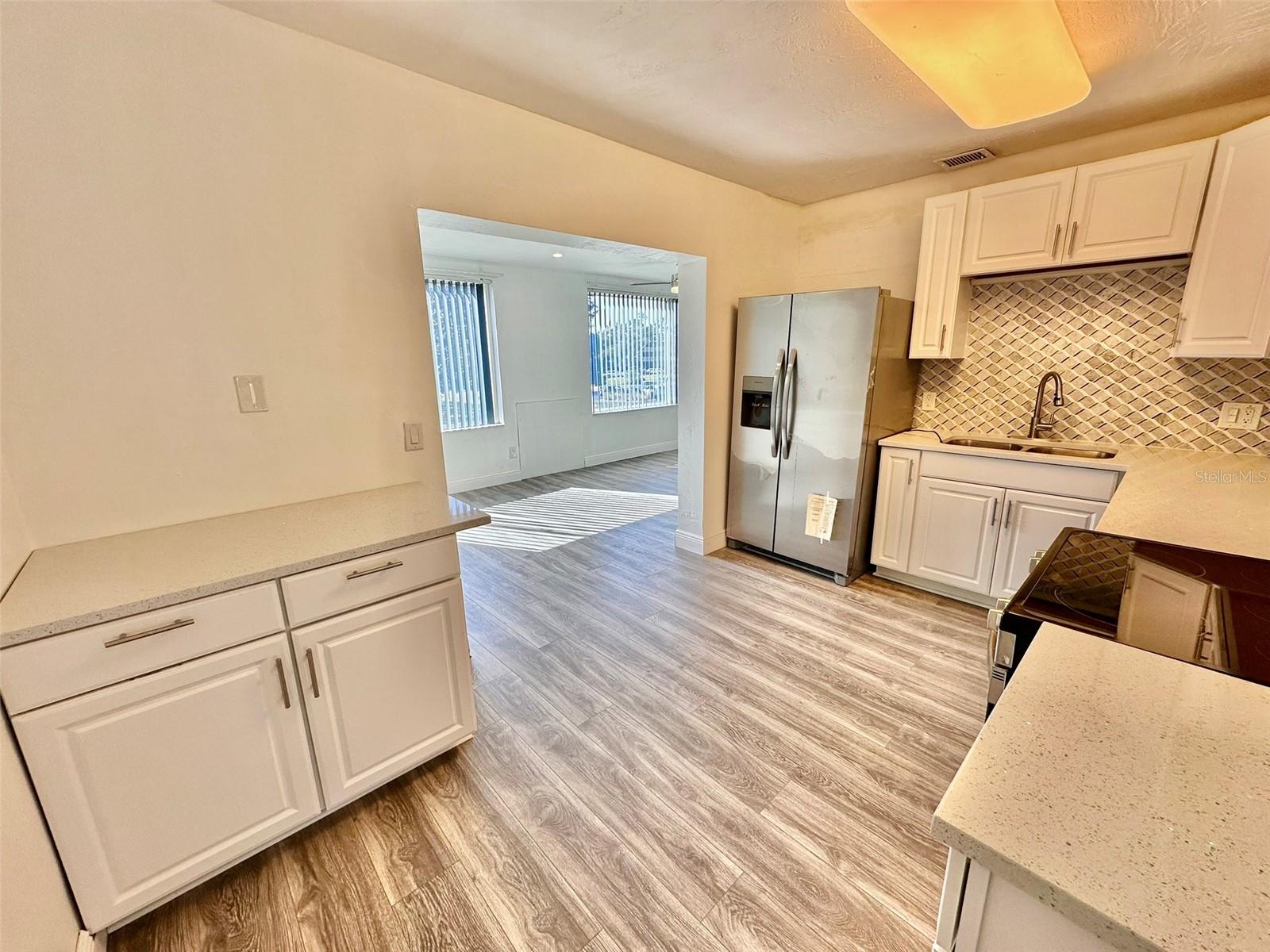 Image 9 of 46 For 2431 Canadian Way 37