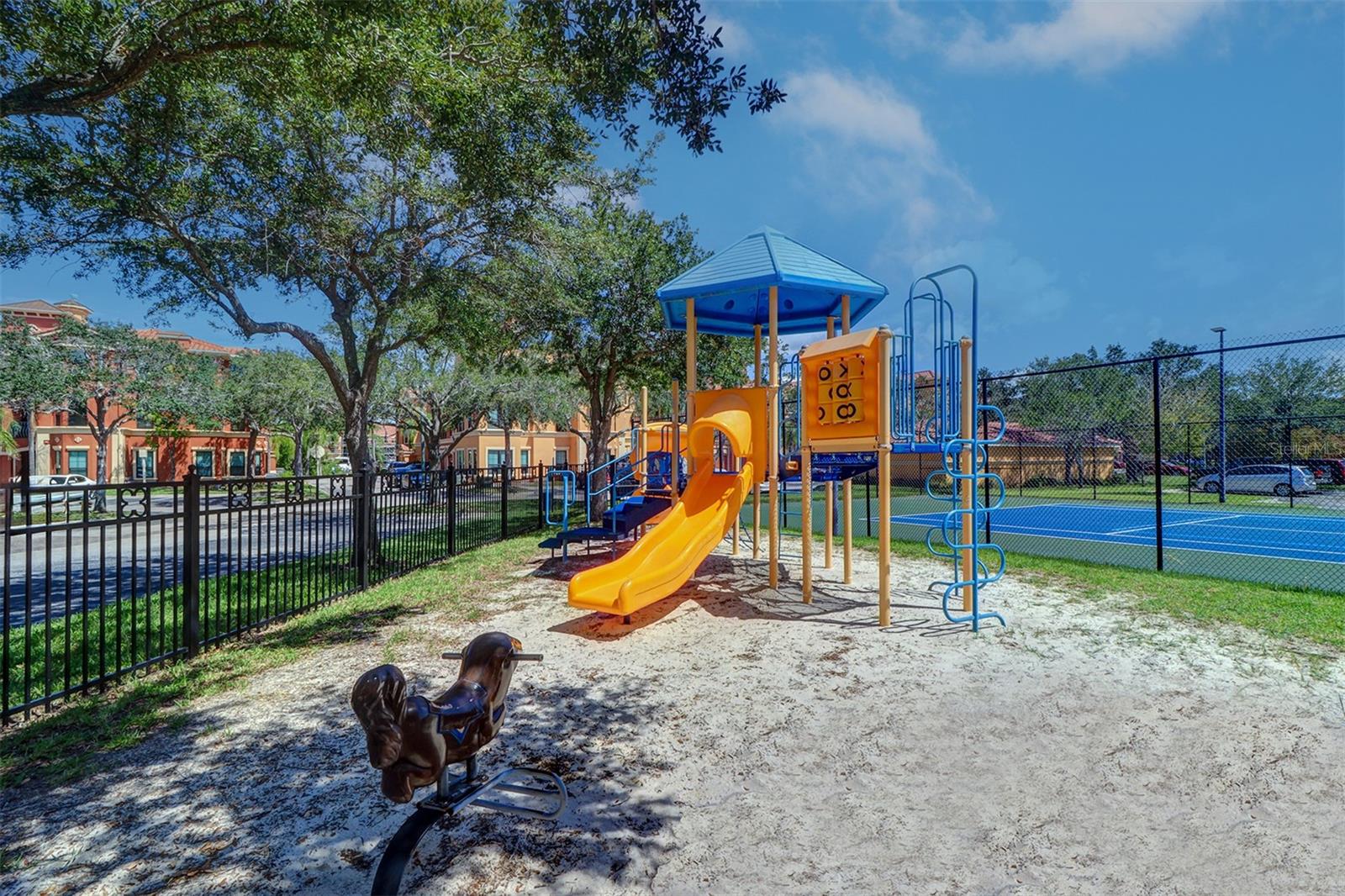 Image 33 of 42 For 2724 Via Murano  610