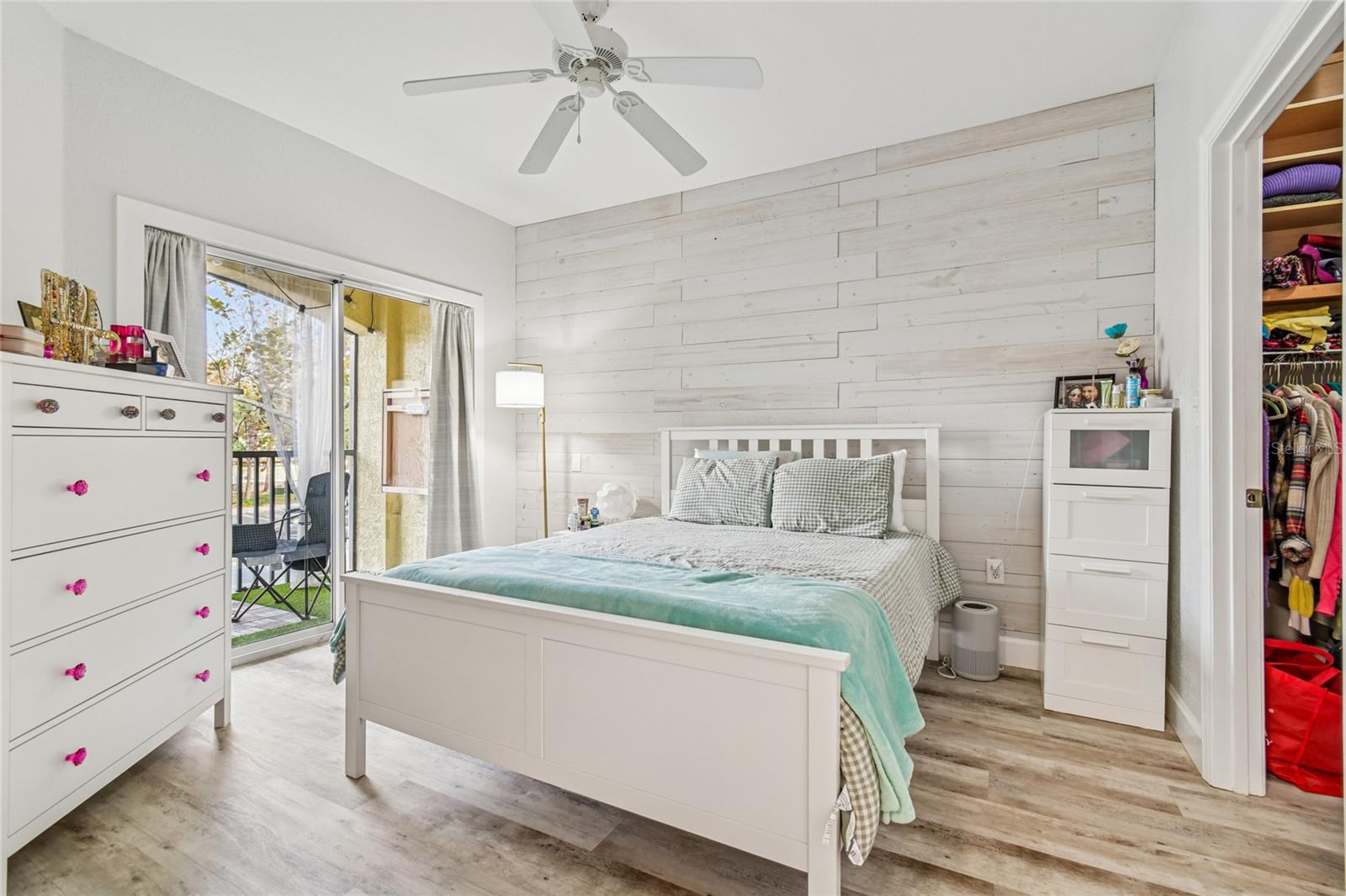 Image 15 of 44 For 2405 Courtney Meadows Court 202