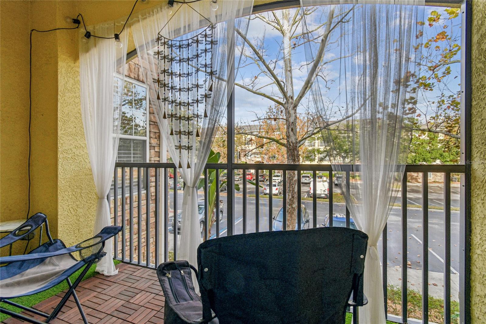 Image 18 of 44 For 2405 Courtney Meadows Court 202