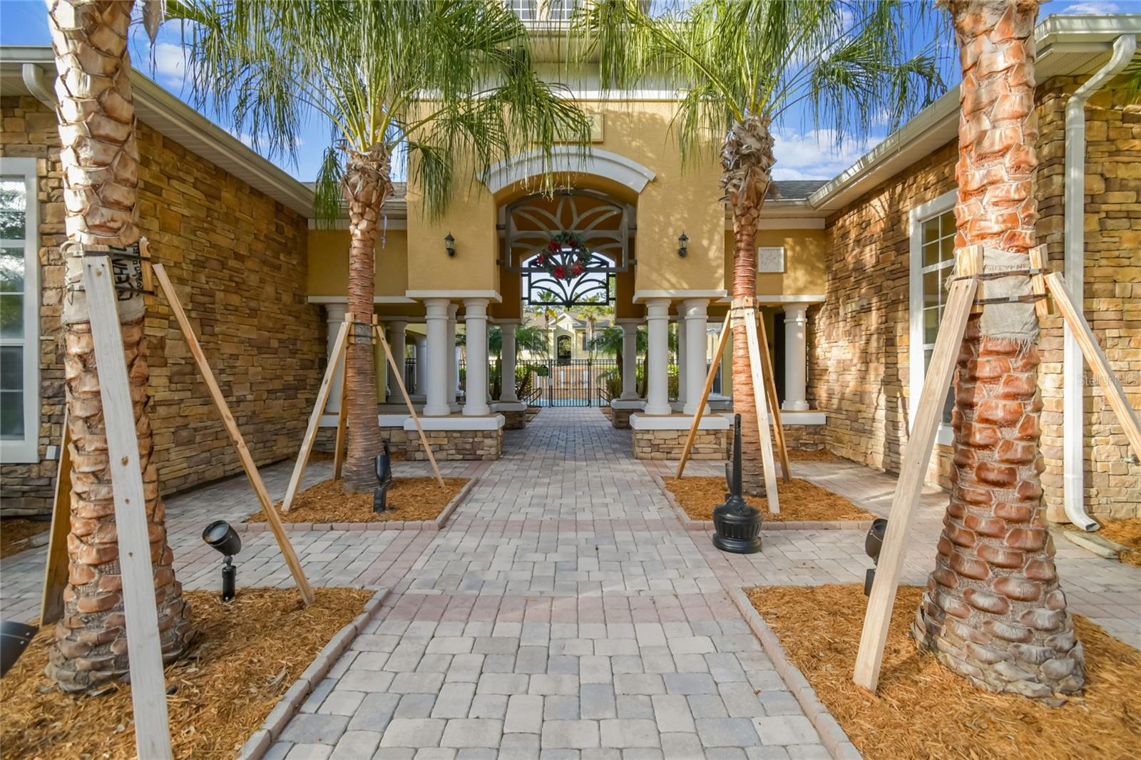 Image 22 of 44 For 2405 Courtney Meadows Court 202