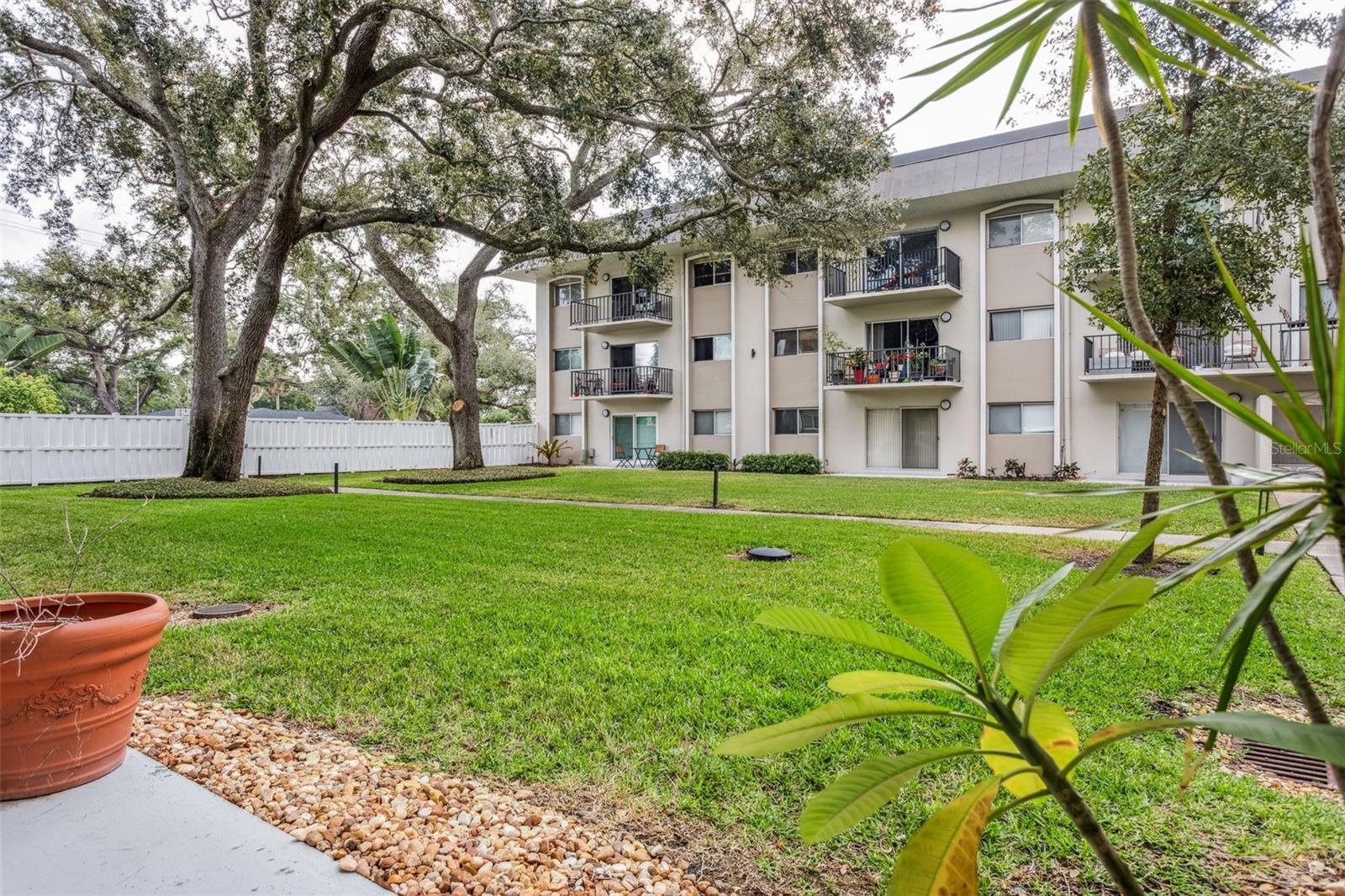 Image 16 of 22 For 4606 Gray Street 105