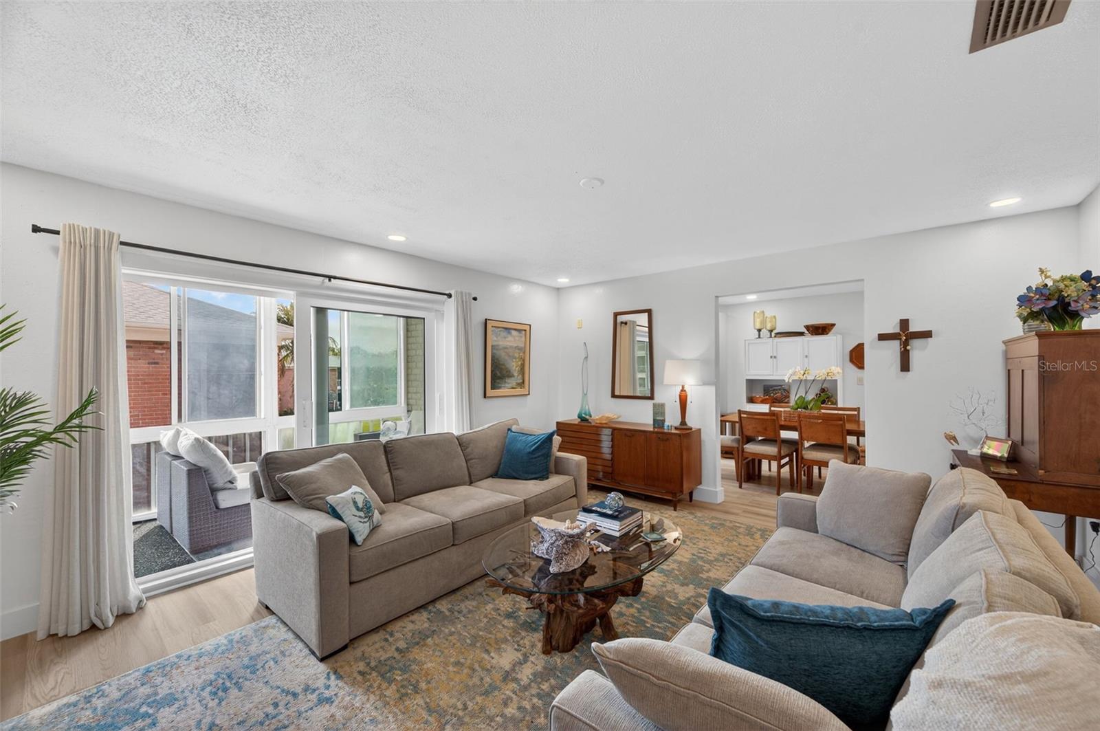 Image 17 of 76 For 3947 35th Way S 131