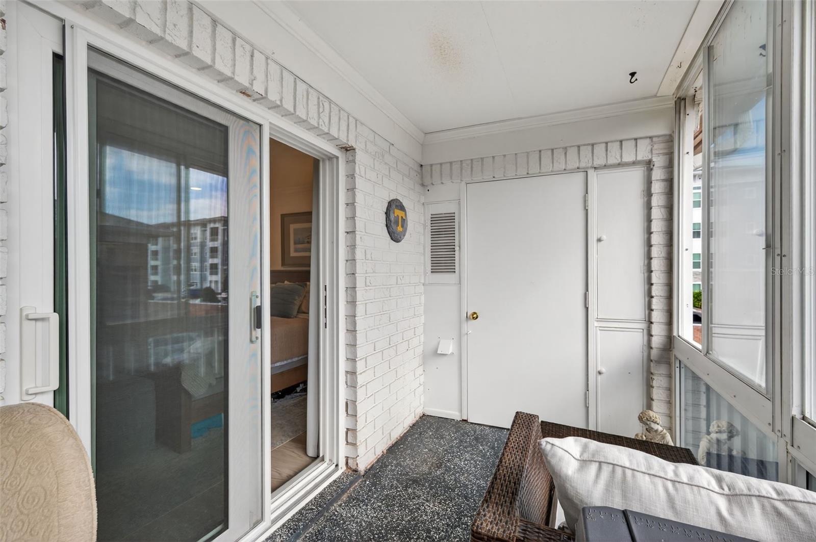 Image 21 of 76 For 3947 35th Way S 131