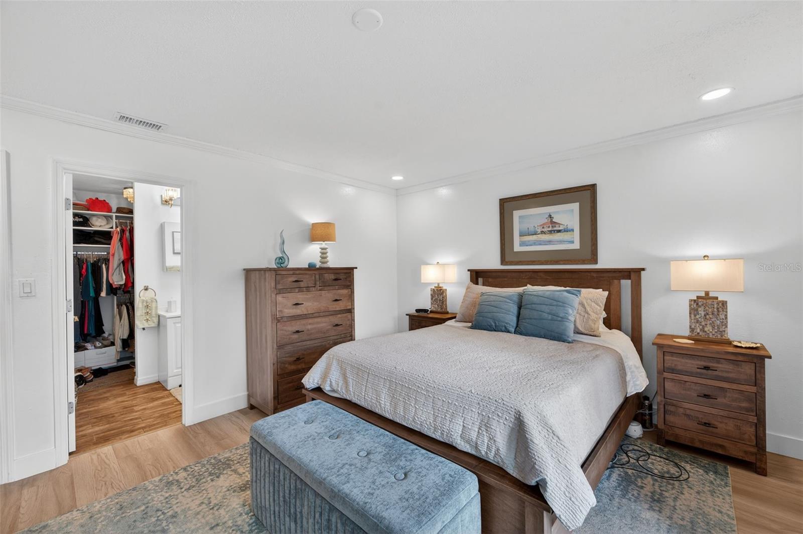 Image 28 of 76 For 3947 35th Way S 131