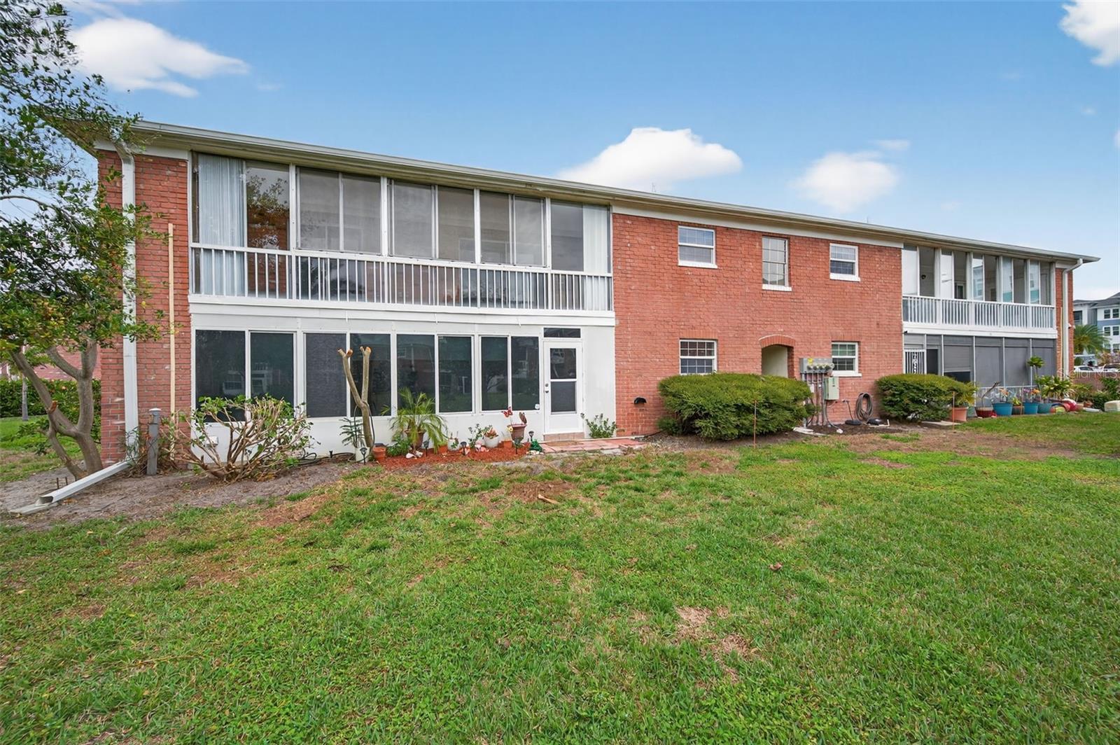 Image 49 of 76 For 3947 35th Way S 131