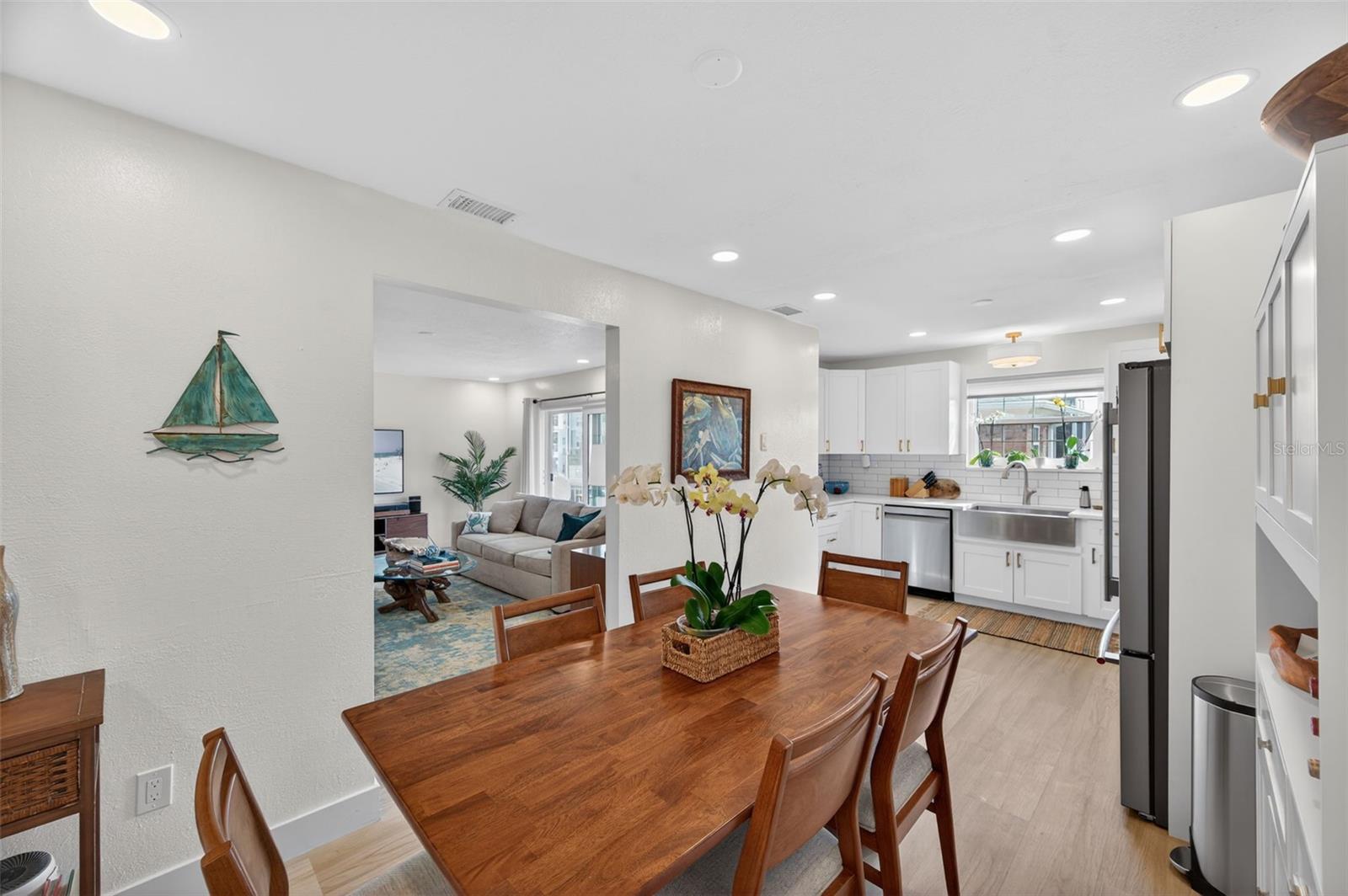 Image 5 of 76 For 3947 35th Way S 131