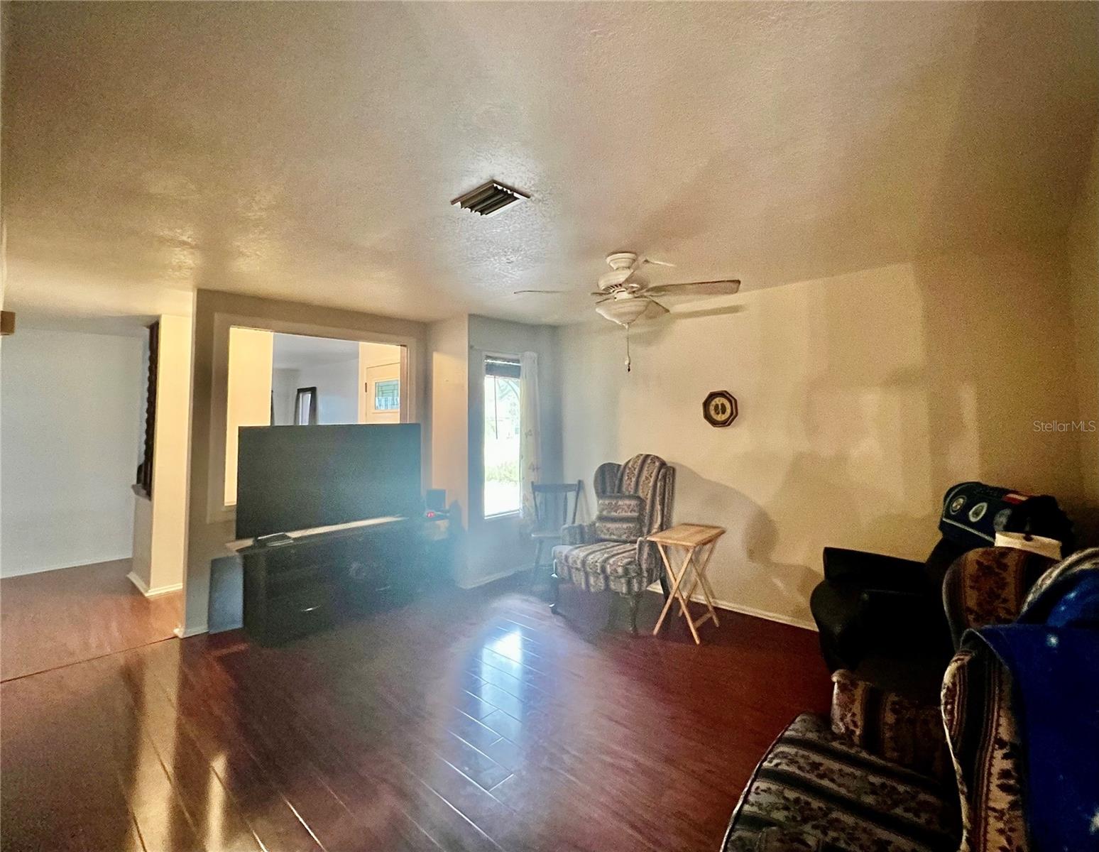 Image 14 of 28 For 9715 Hidden Oaks Circle