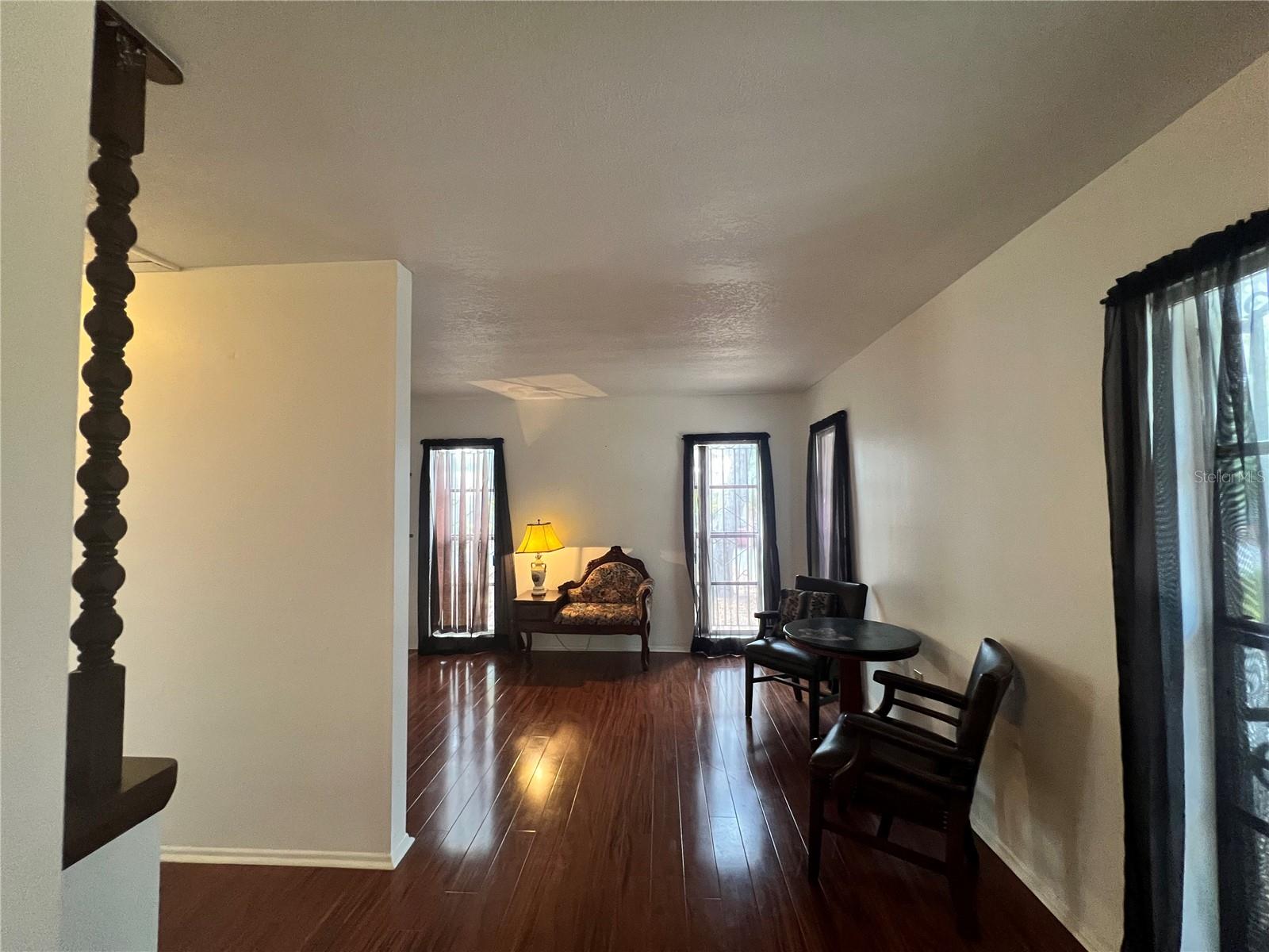 Image 15 of 28 For 9715 Hidden Oaks Circle