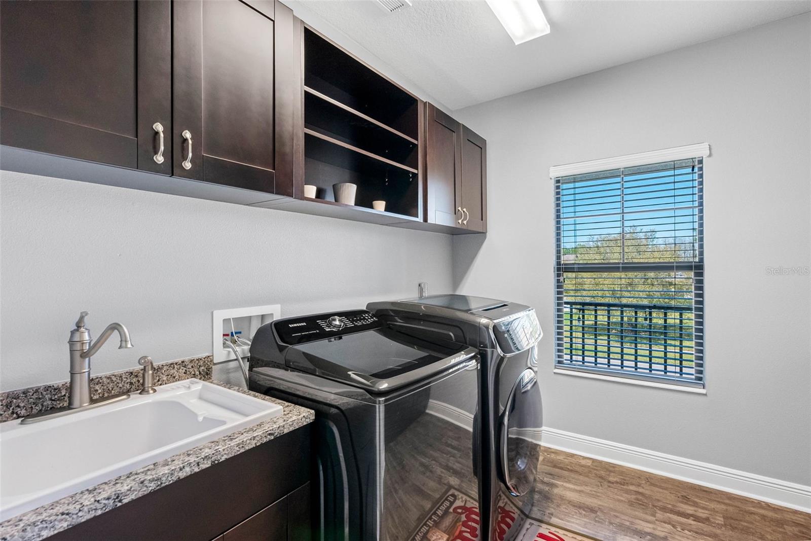 Image 54 of 100 For 19412 Lonesome Pine Drive