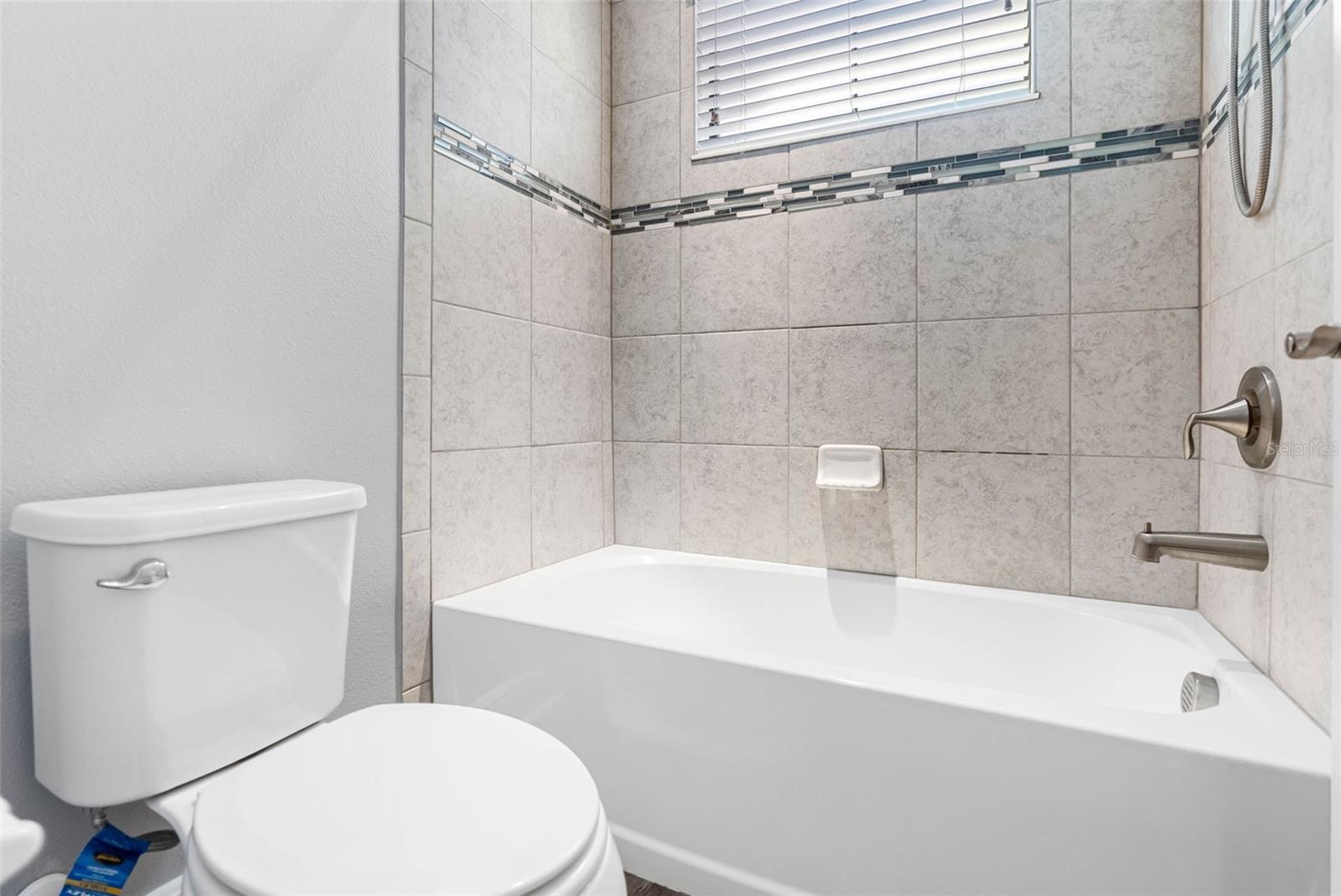 Image 58 of 100 For 19412 Lonesome Pine Drive