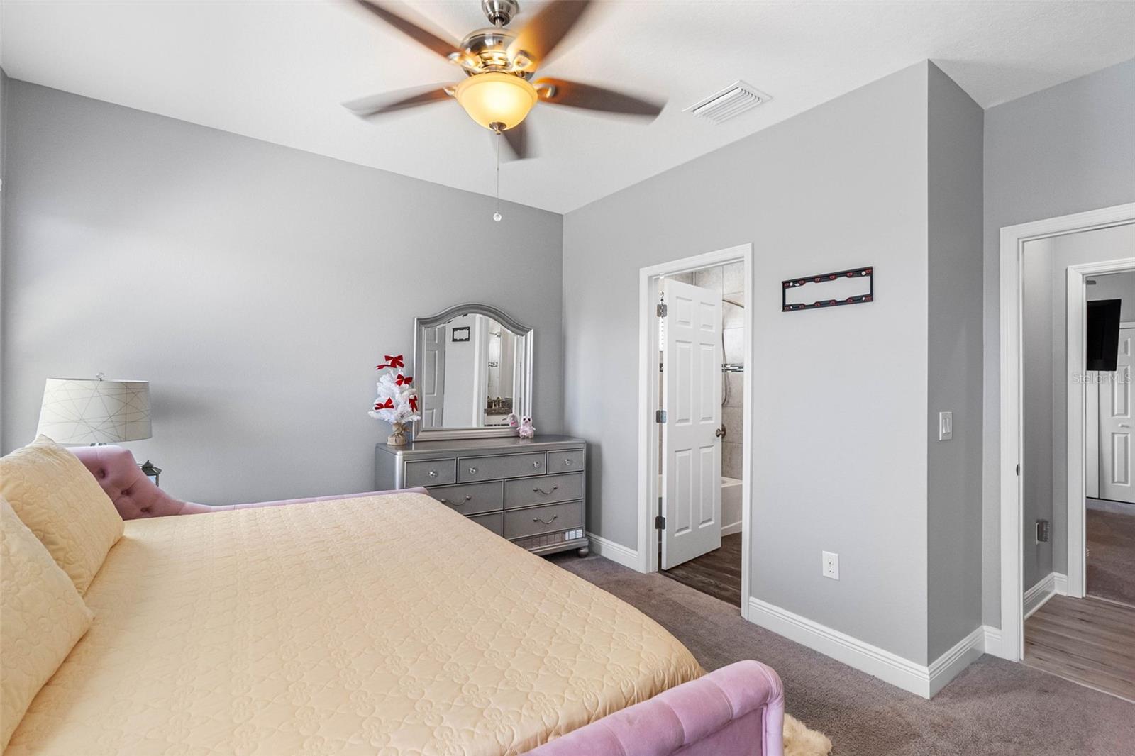 Image 65 of 100 For 19412 Lonesome Pine Drive