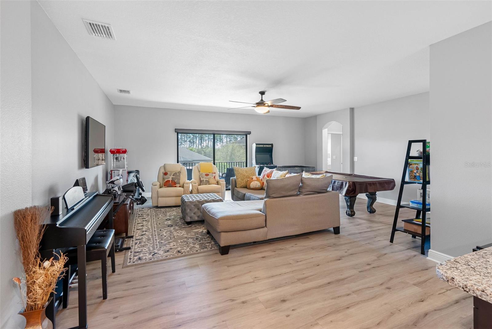 Image 68 of 100 For 19412 Lonesome Pine Drive