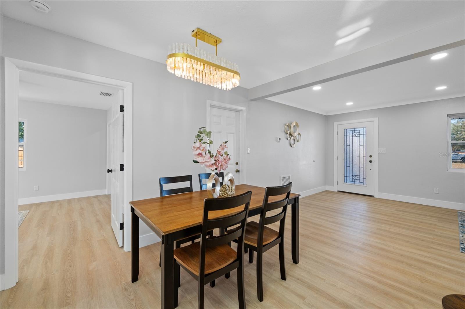 Image 10 of 65 For 11702 84th Avenue