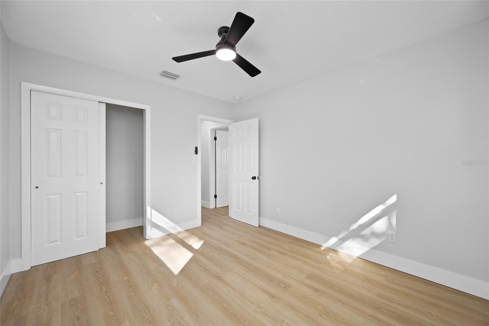 Image 28 of 65 For 11702 84th Avenue