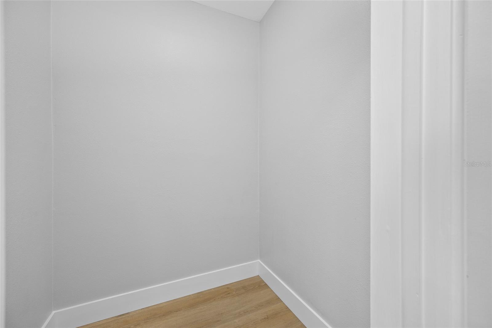 Image 33 of 65 For 11702 84th Avenue