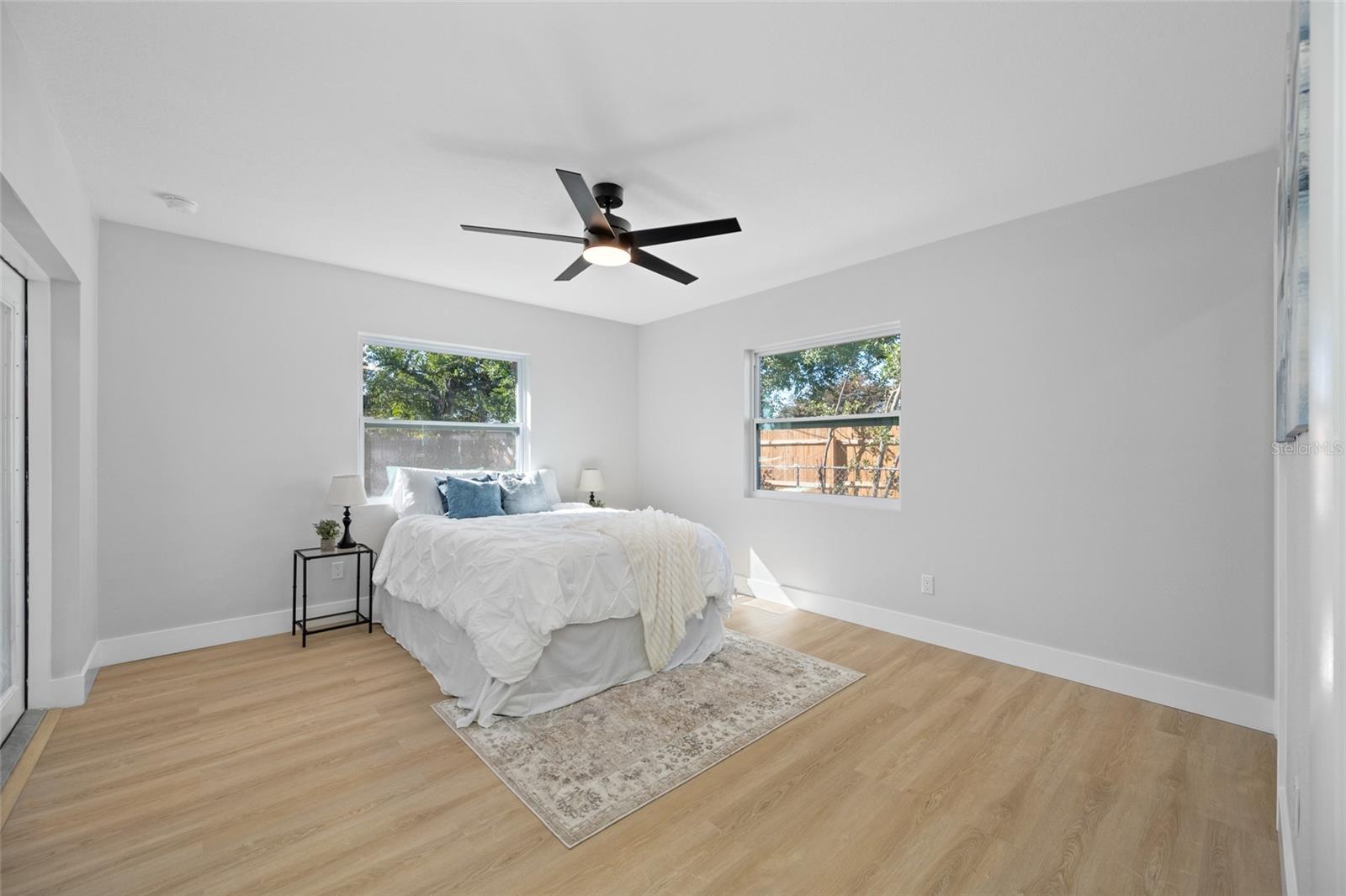 Image 34 of 65 For 11702 84th Avenue