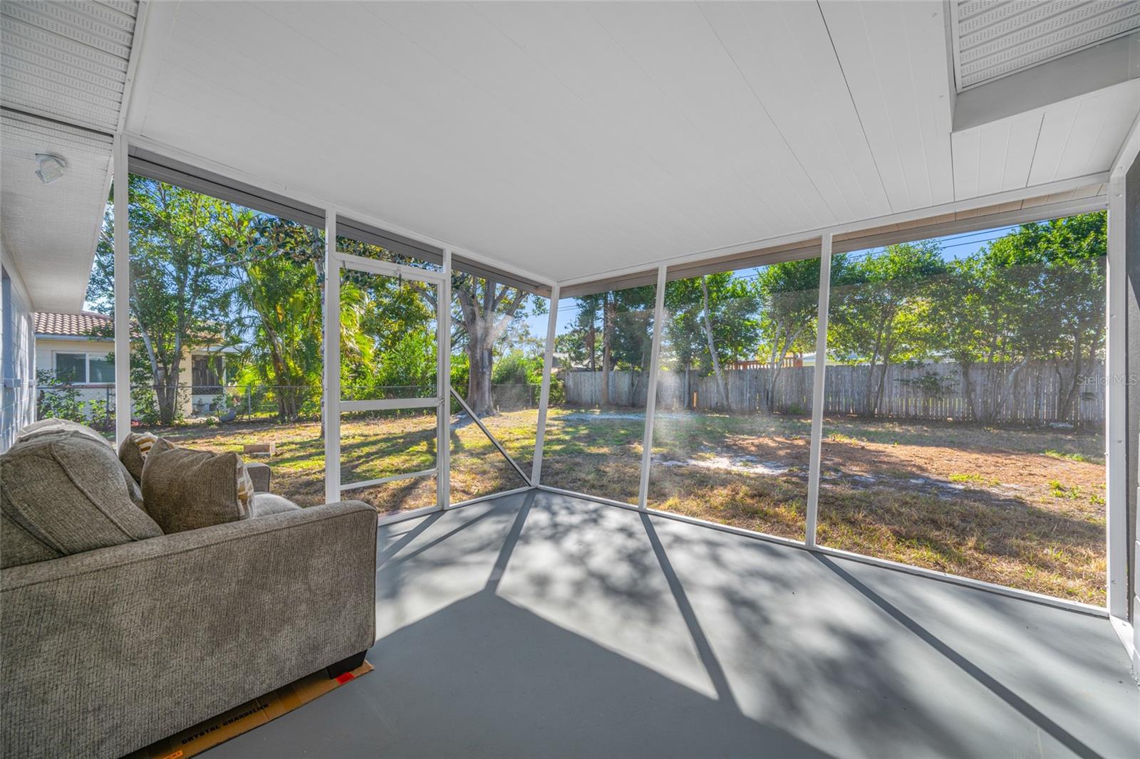 Image 43 of 65 For 11702 84th Avenue