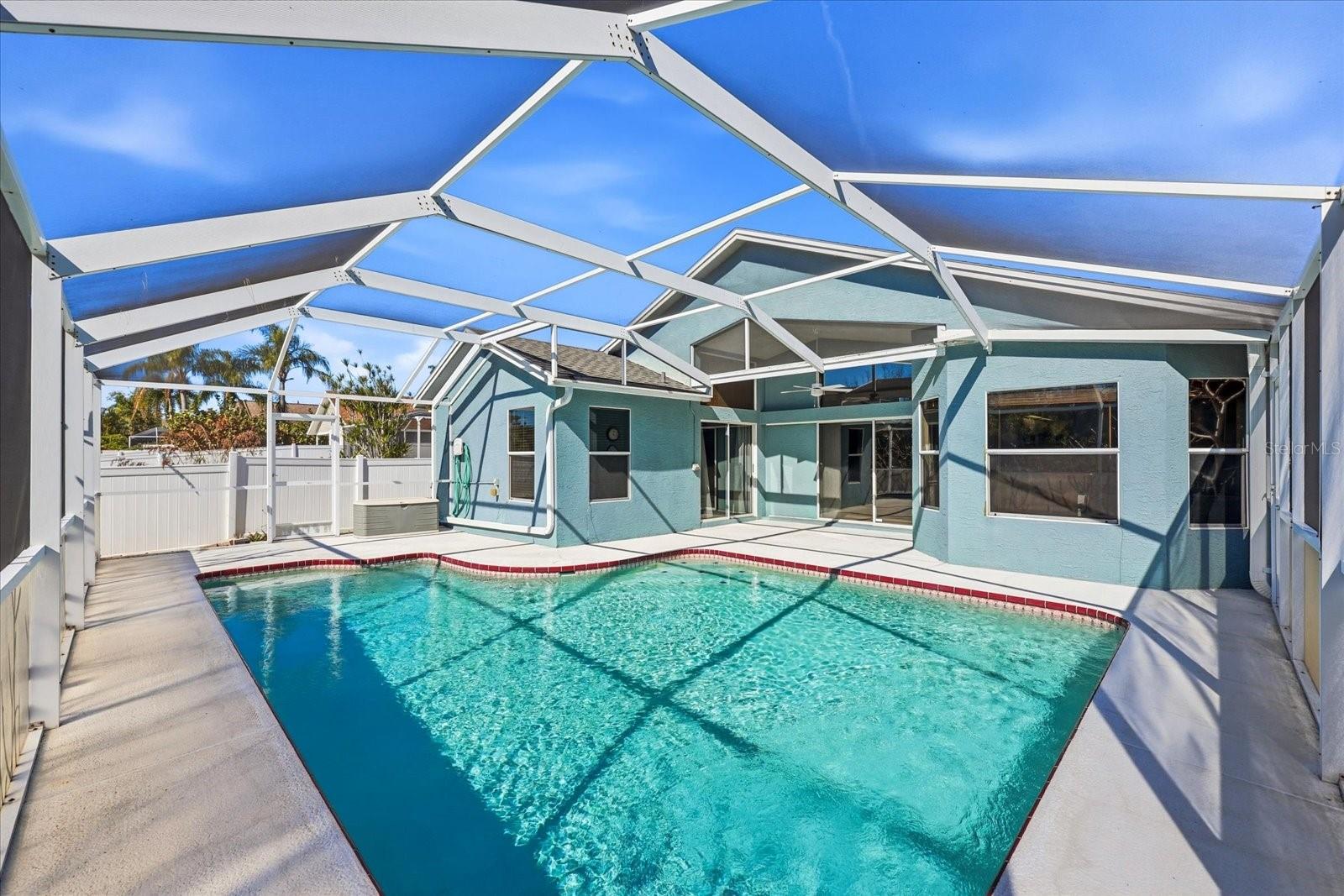 Image 17 of 41 For 3141 Featherwood Court