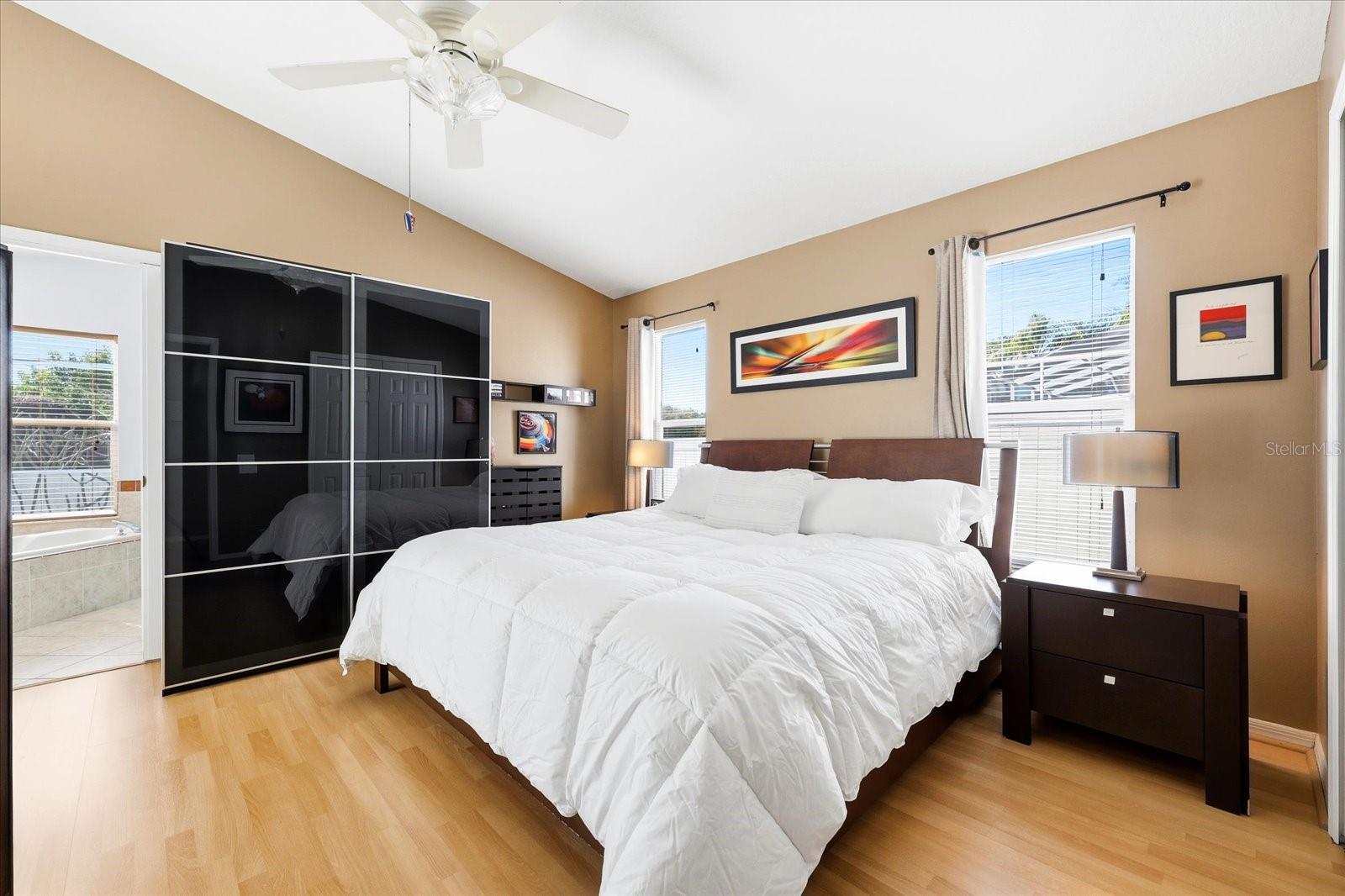 Image 19 of 41 For 3141 Featherwood Court