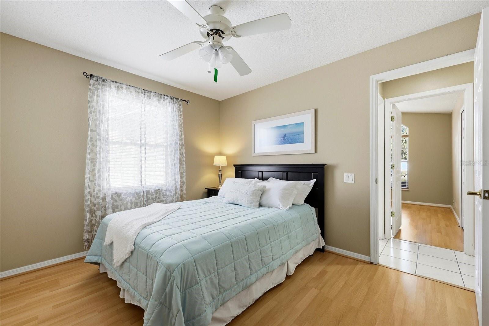 Image 26 of 41 For 3141 Featherwood Court