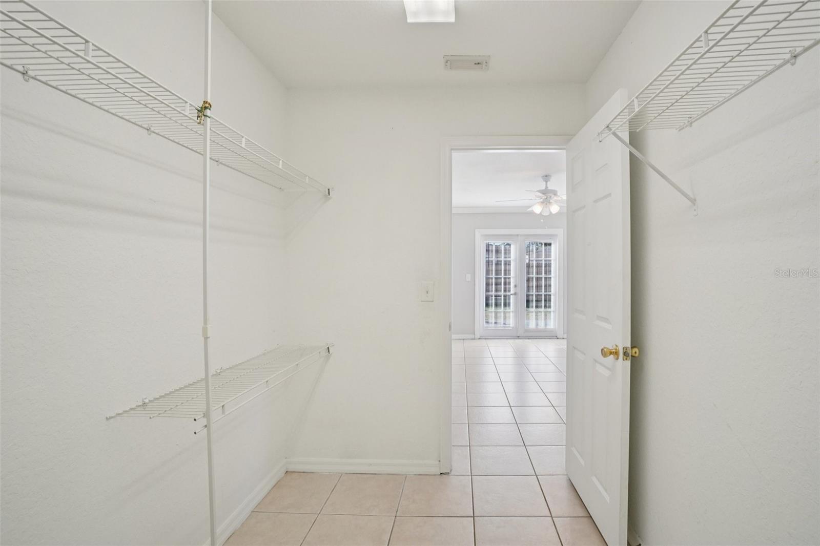 Image 23 of 34 For 13210 Maple Street