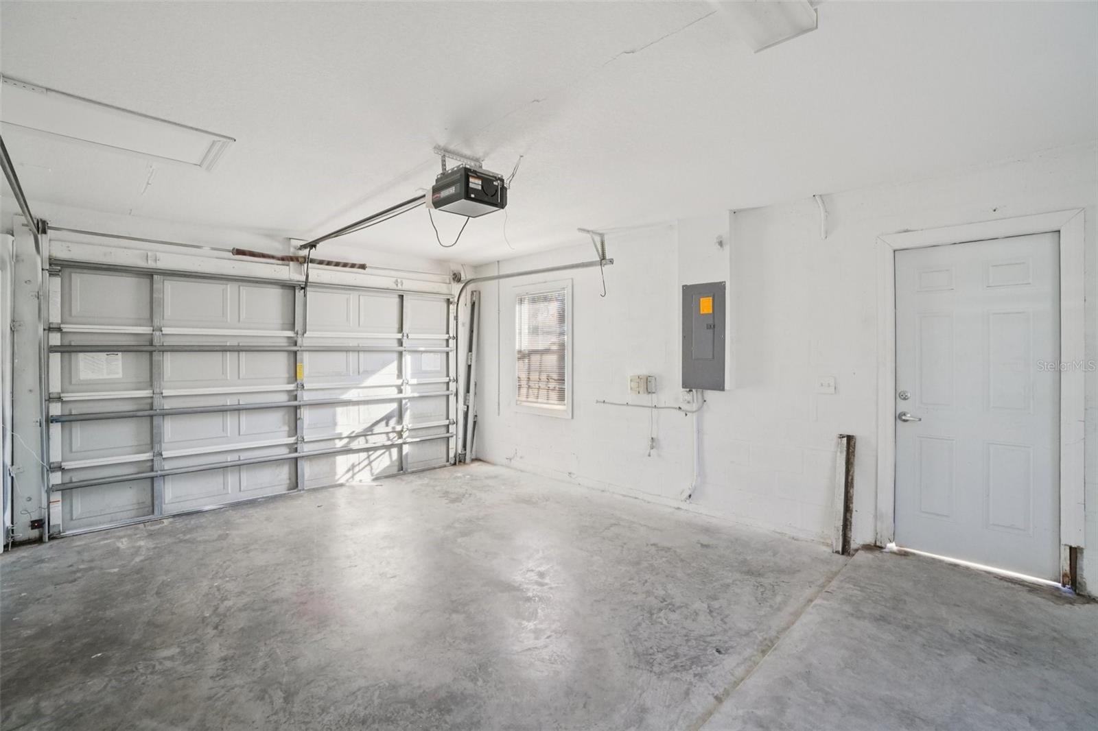 Image 30 of 34 For 13210 Maple Street