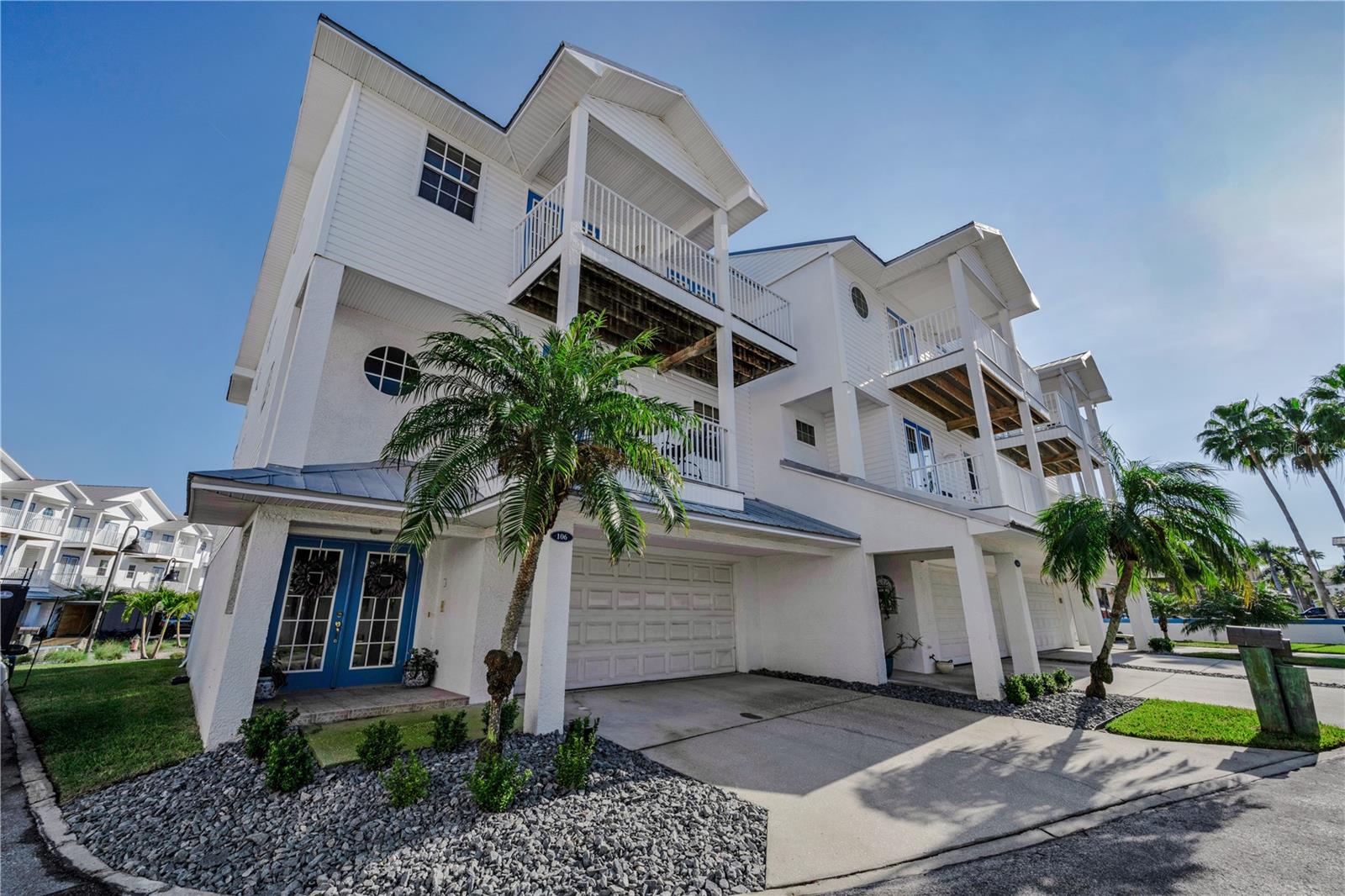 Details for 106 Yacht Club Circle, NORTH REDINGTON BEACH, FL 33708