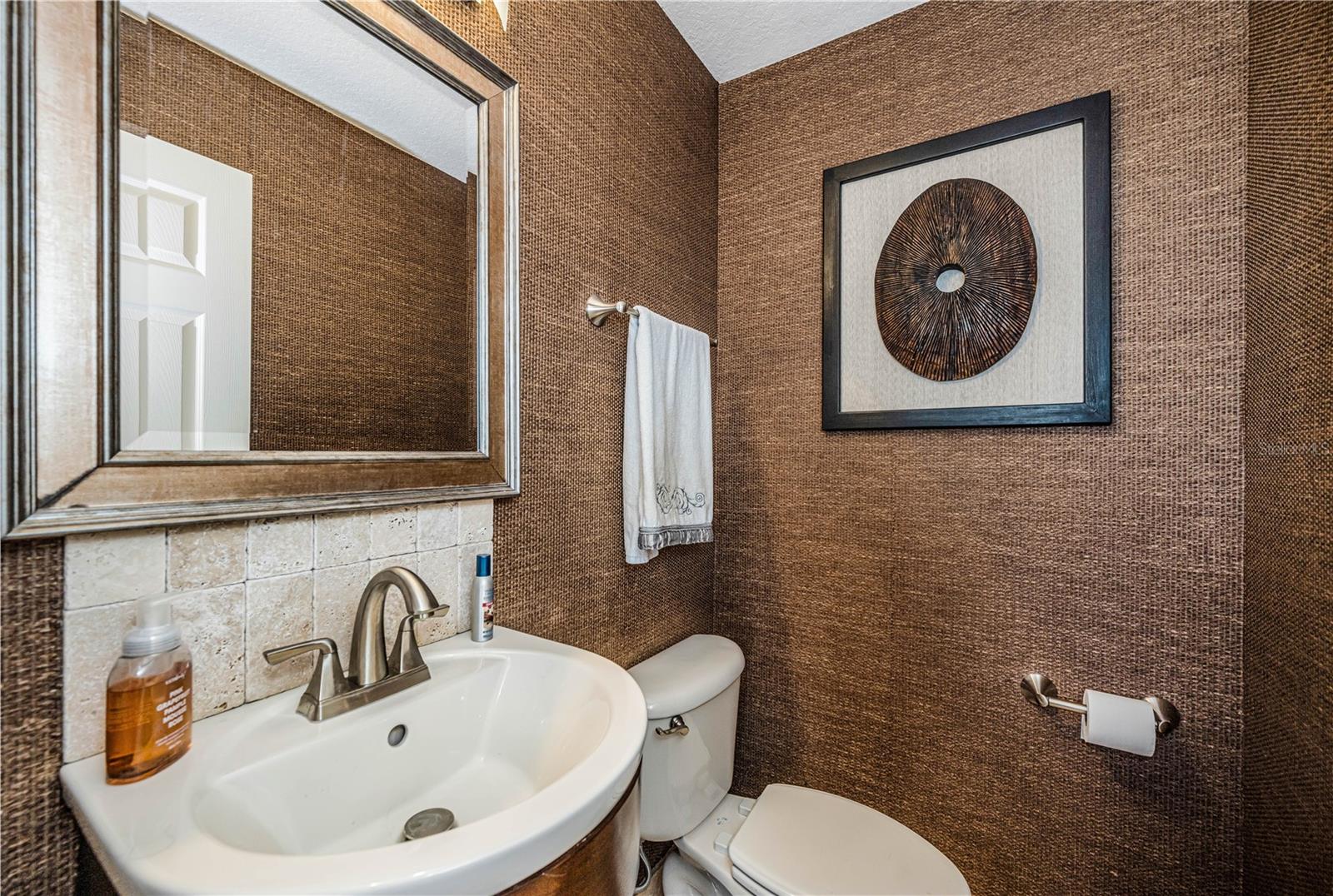 Image 29 of 52 For 106 Yacht Club Circle