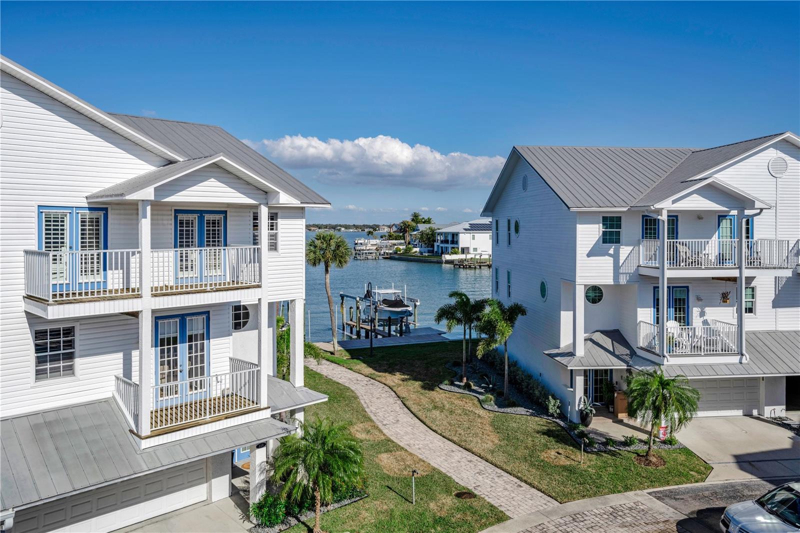 Image 45 of 52 For 106 Yacht Club Circle