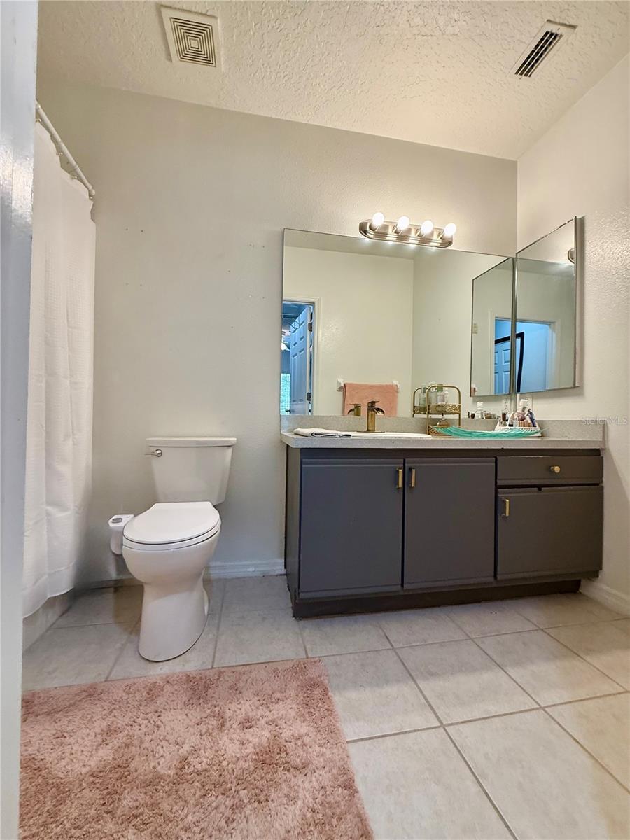 Image 13 of 14 For 6447 Cypressdale Drive 201