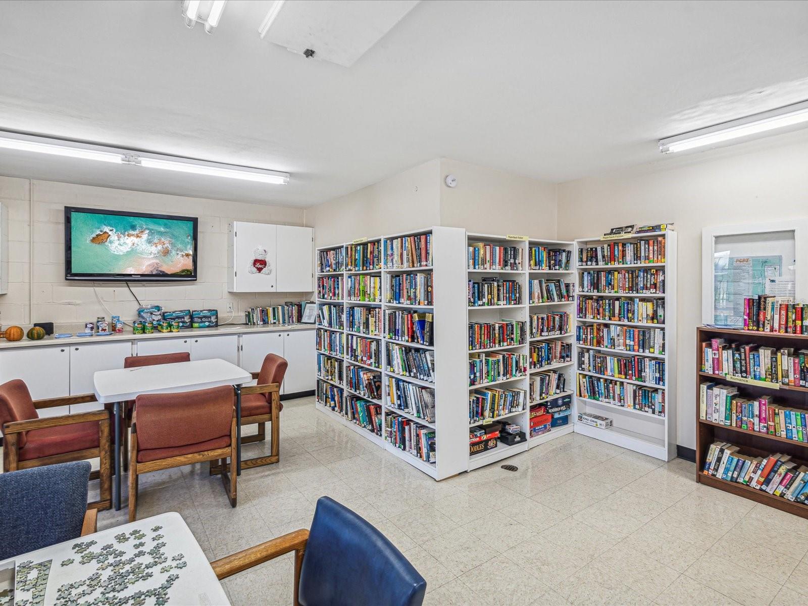 Image 28 of 42 For 4407 Sunstate Drive