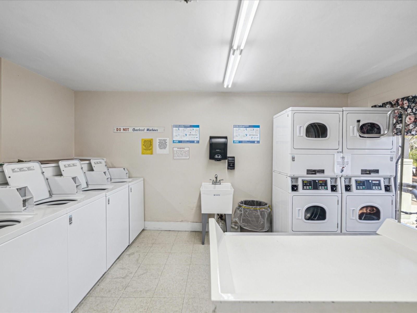 Image 29 of 42 For 4407 Sunstate Drive