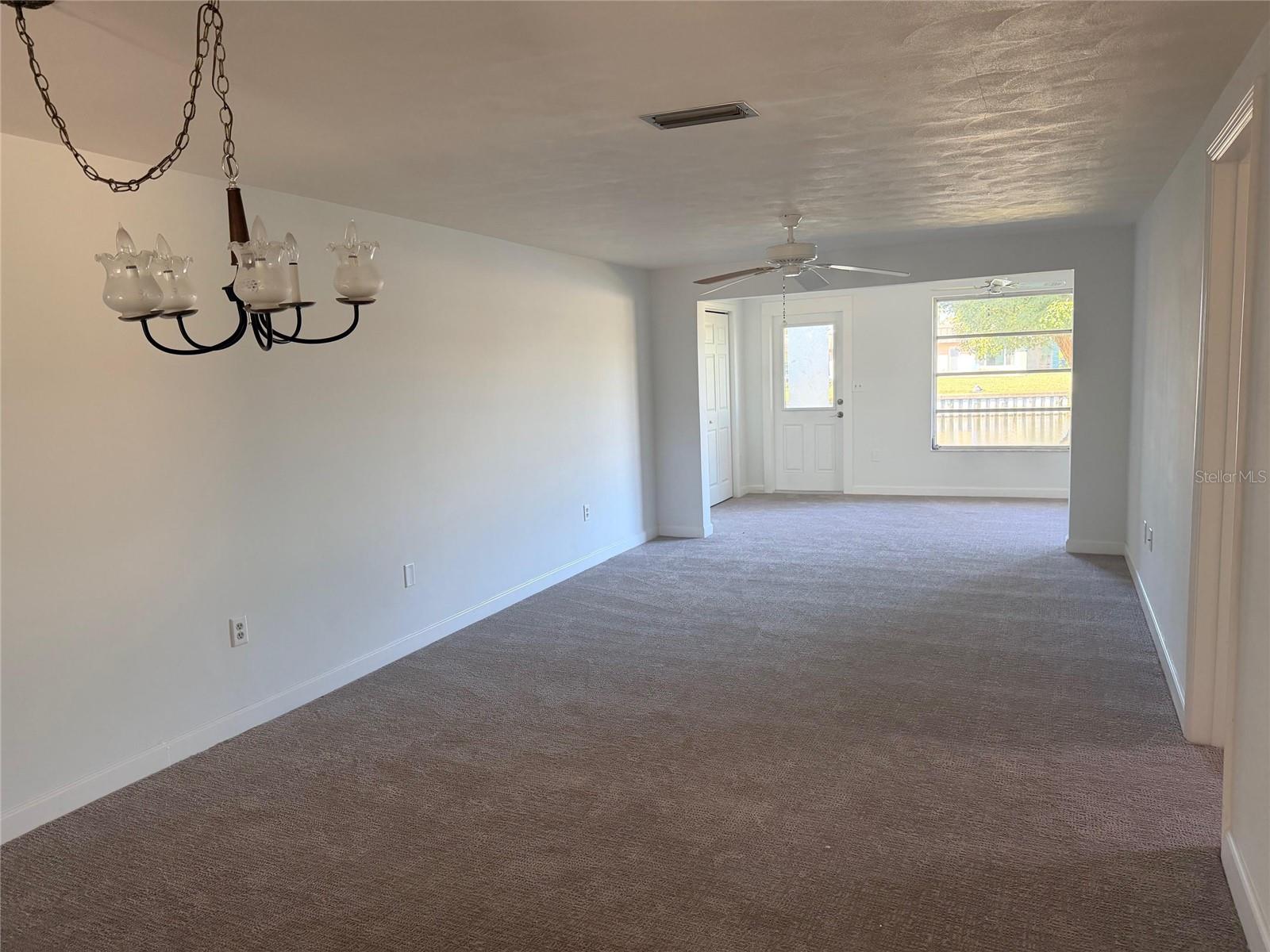 Image 5 of 42 For 4407 Sunstate Drive