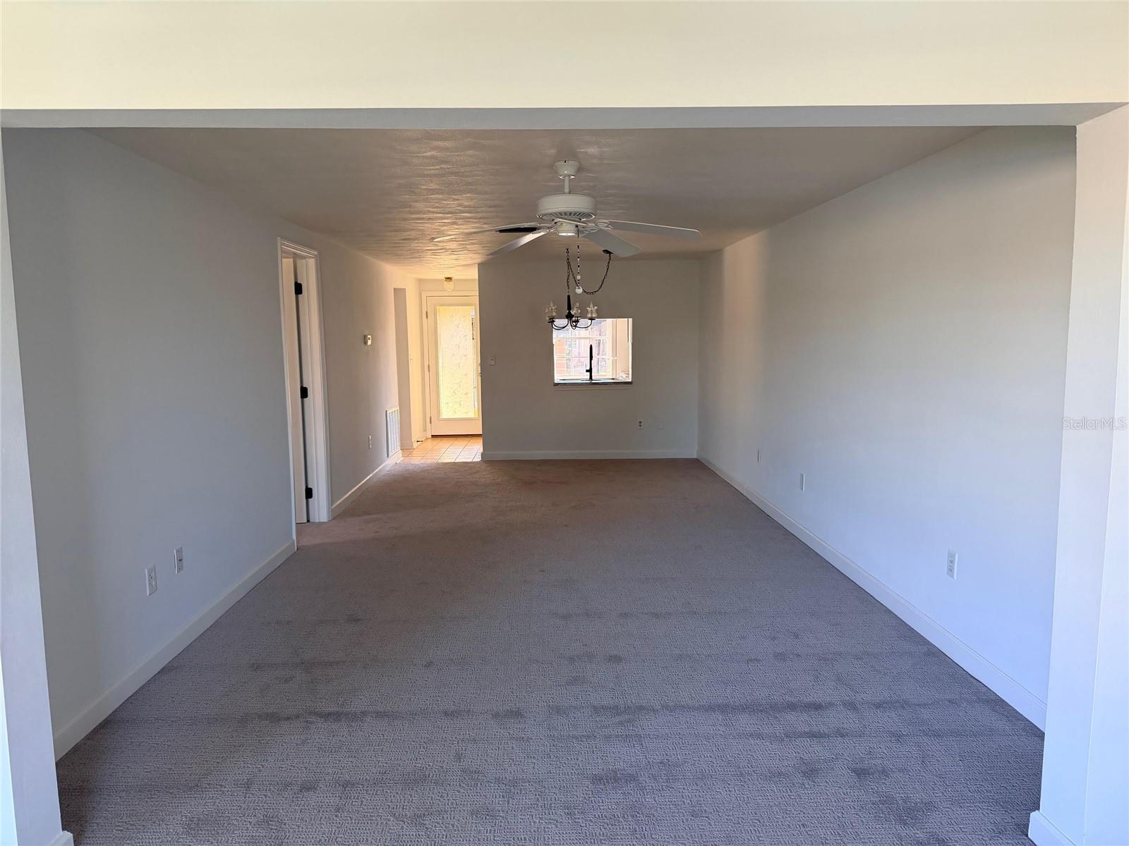 Image 6 of 42 For 4407 Sunstate Drive