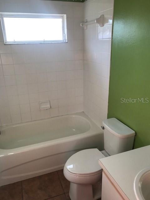 Image 7 of 8 For 207 Abigail Road