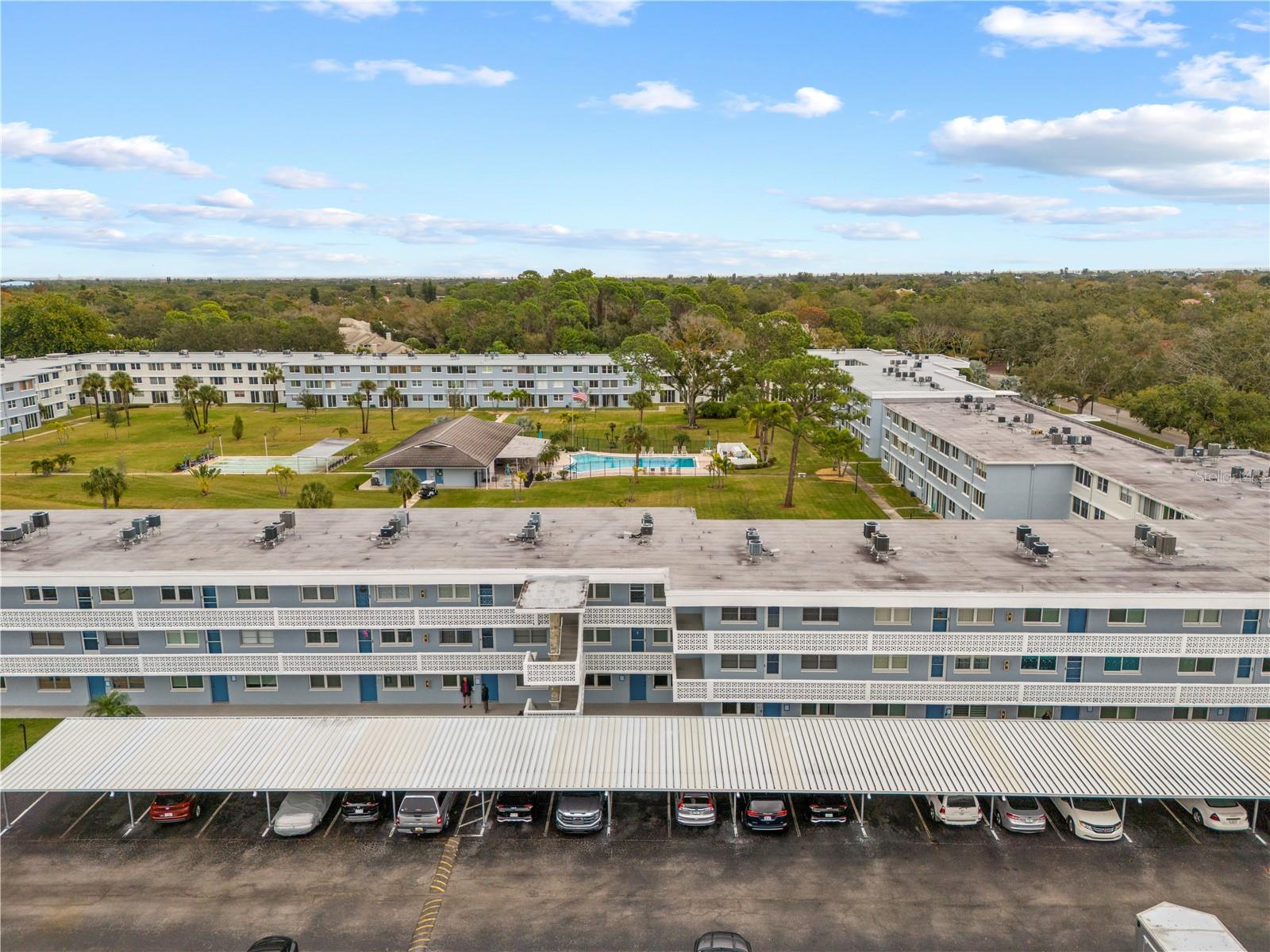 Image 37 of 51 For 4715 Bay Street Ne 123