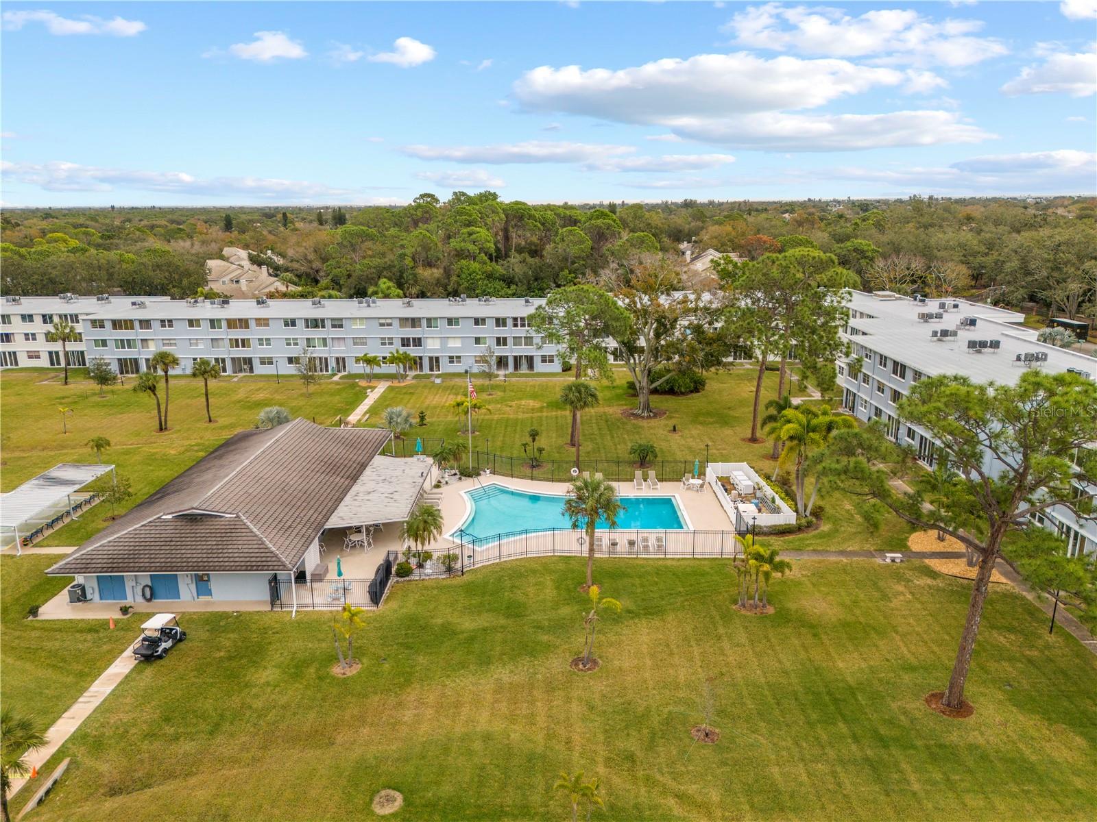 Image 39 of 51 For 4715 Bay Street Ne 123