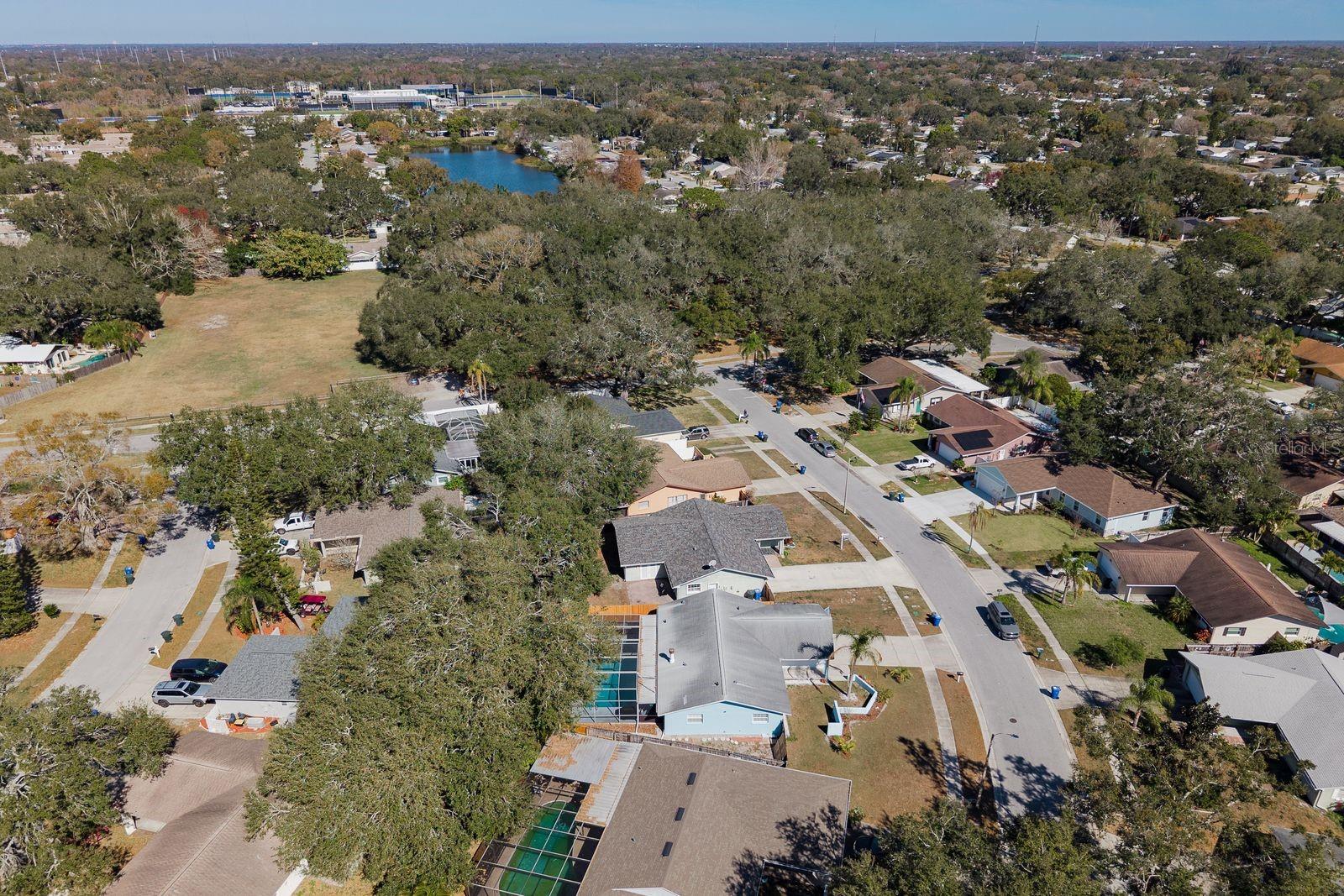 Image 33 of 33 For 1402 Overlea Drive