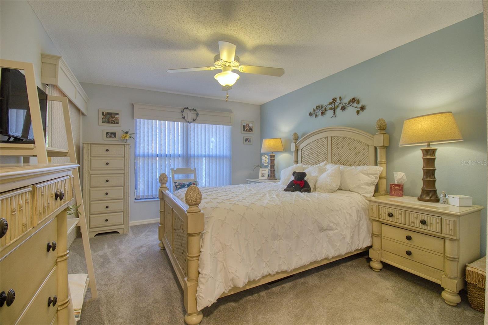 Listing photo id 12 for 3177 Charter Club Drive B