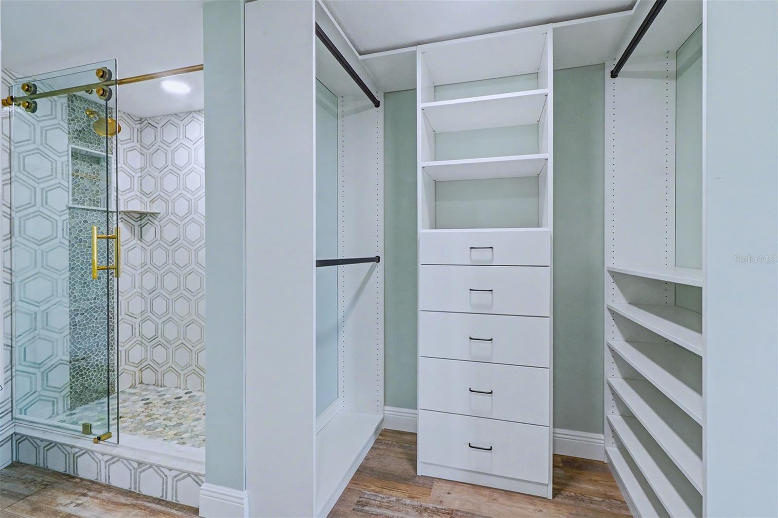 Image 33 of 47 For 19531 Gulf Boulevard 615