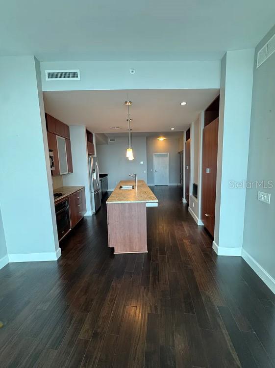 Image 15 of 34 For 912 Channelside Drive 2803