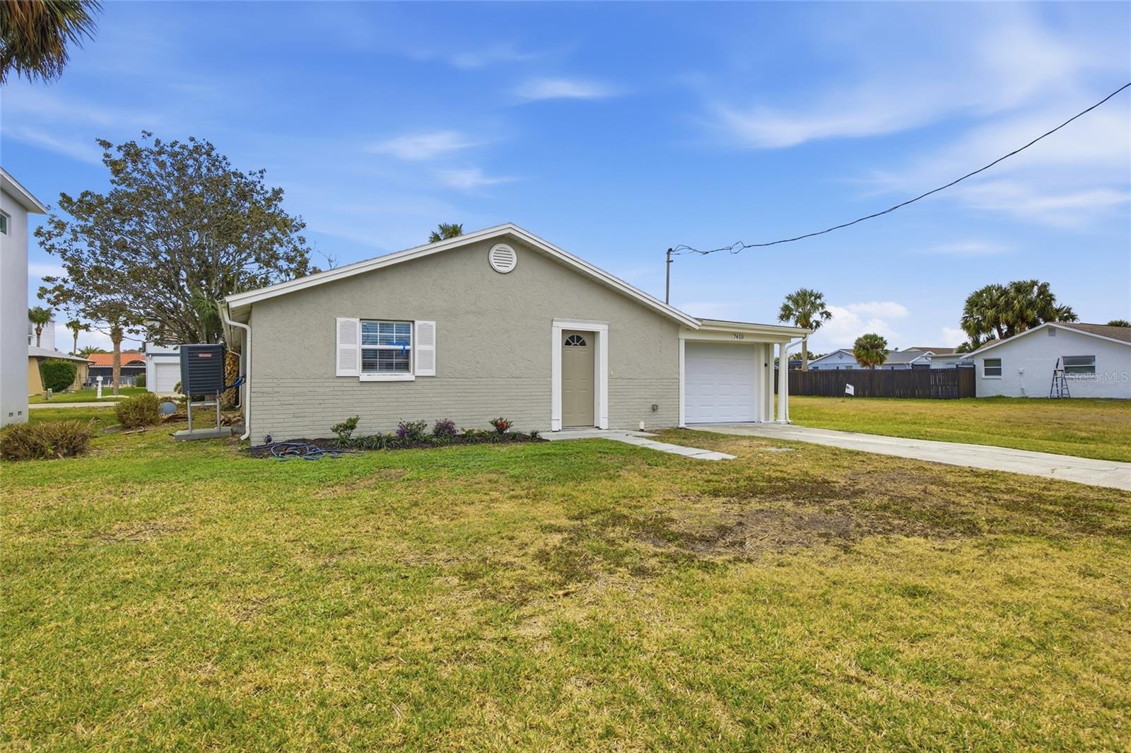 Image 2 of 27 For 7410 Mako Drive