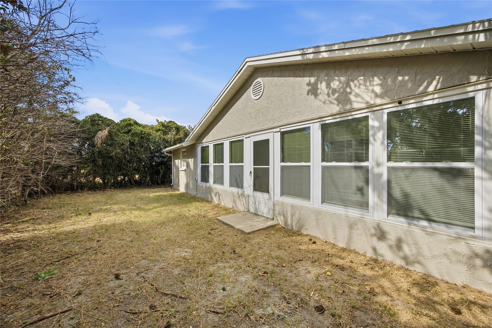 Image 23 of 27 For 7410 Mako Drive