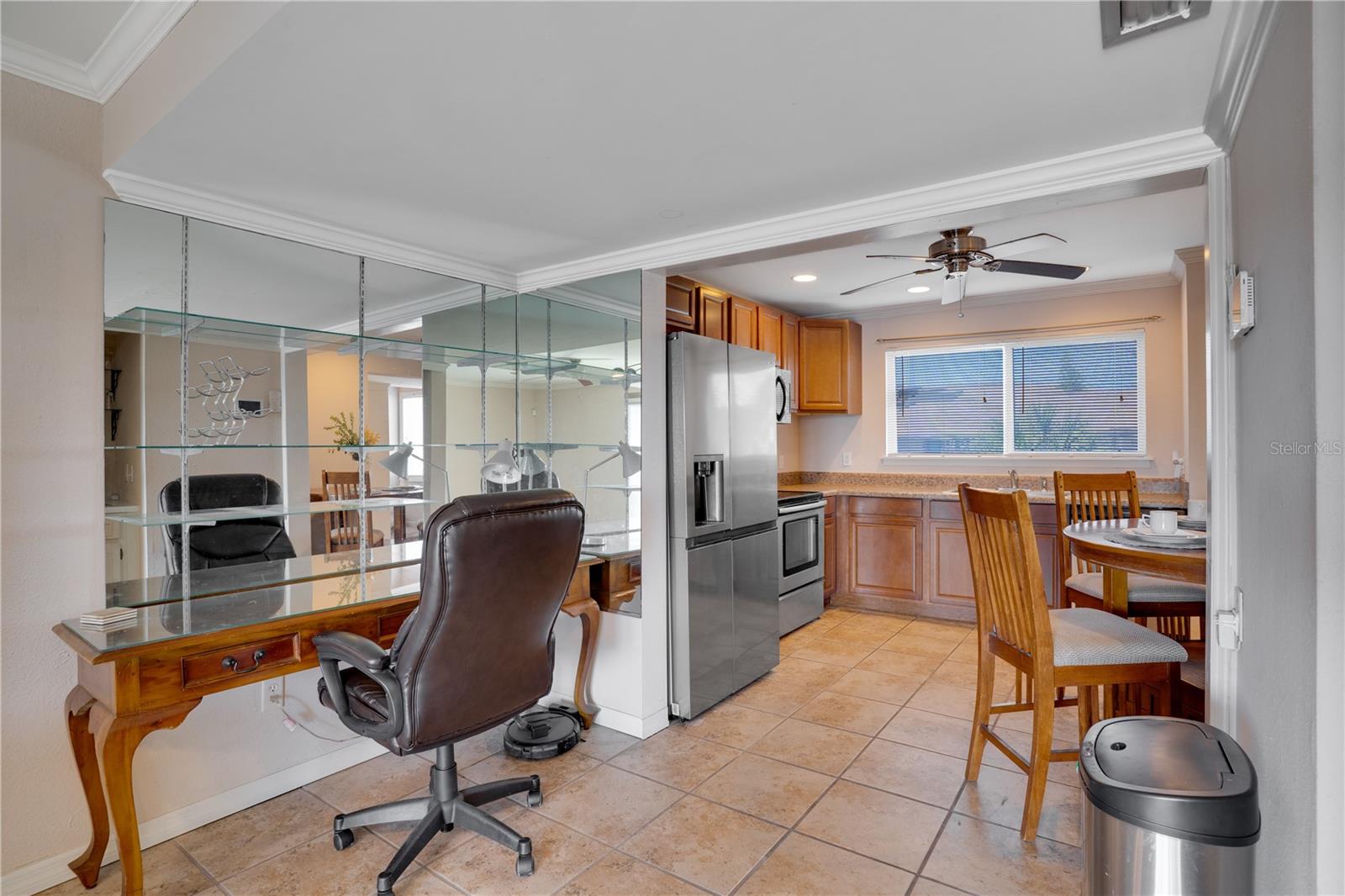 Image 8 of 34 For 6315 Newtown Circle 15b3