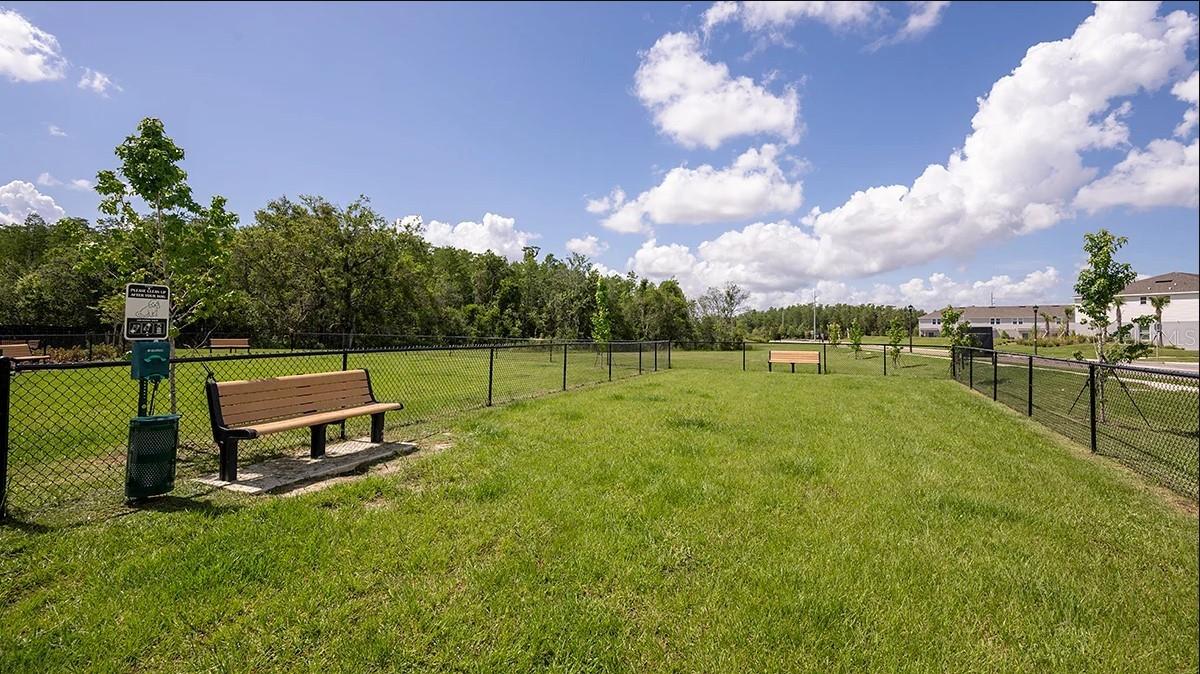 Image 27 of 39 For 14032 Textile Run